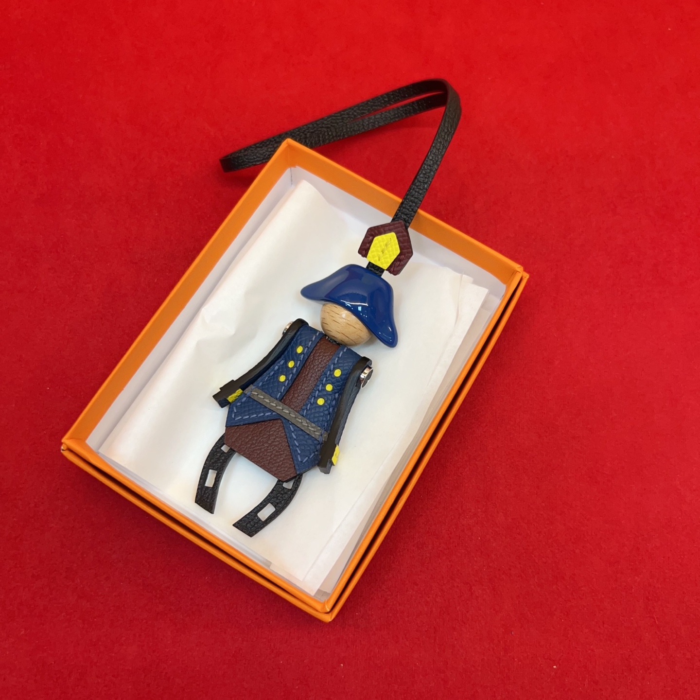 手工制作进口真皮欧美轻奢风海盗车载挂饰吊饰包包挂件。配图片盒子