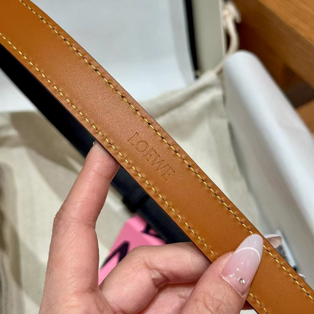 EWE女士腰带鹅卵石纹皮革腰带，Anagram搭扣*Anchor腰带 2.0cm宽度 五孔调节.宽度2.