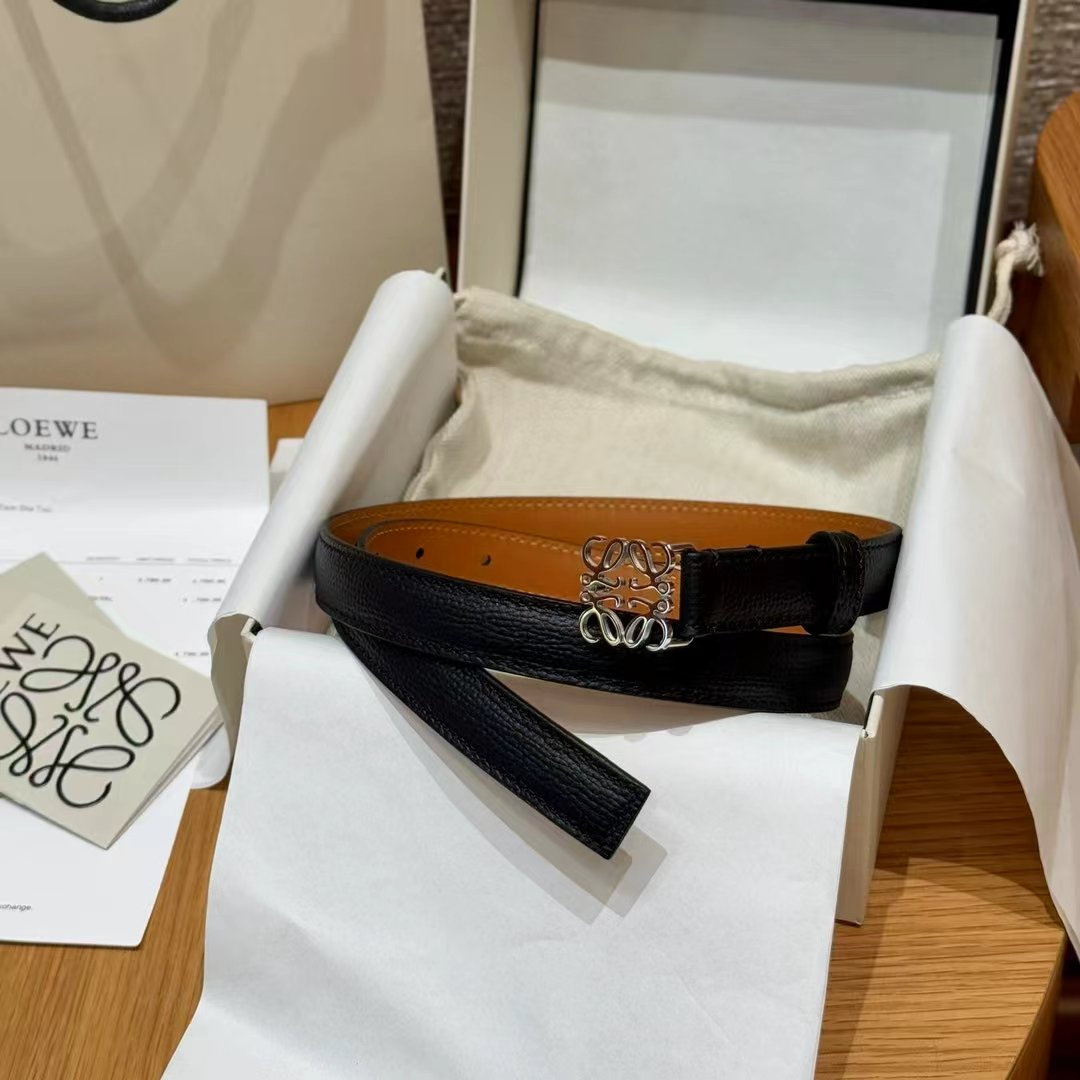 EWE女士腰带鹅卵石纹皮革腰带，Anagram搭扣*Anchor腰带 2.0cm宽度 五孔调节.宽度2.