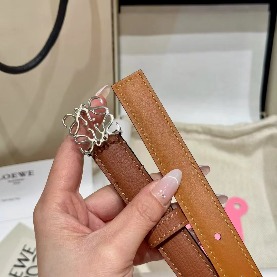 EWE女士腰带鹅卵石纹皮革腰带，Anagram搭扣*Anchor腰带 2.0cm宽度 五孔调节.宽度2.