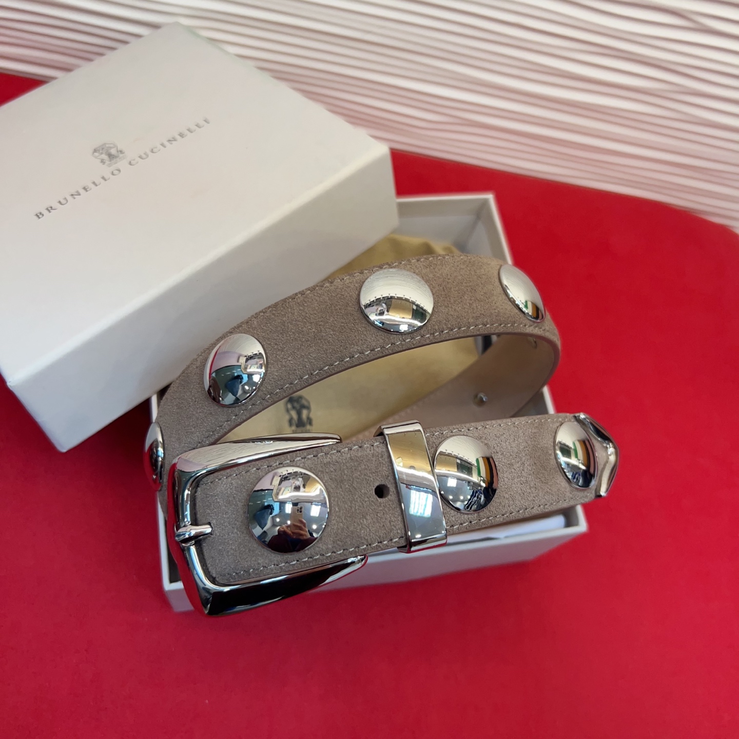 Brunello Cucinelli 男女通用休闲时尚打钉五金腰带！3.0Cm。网红款