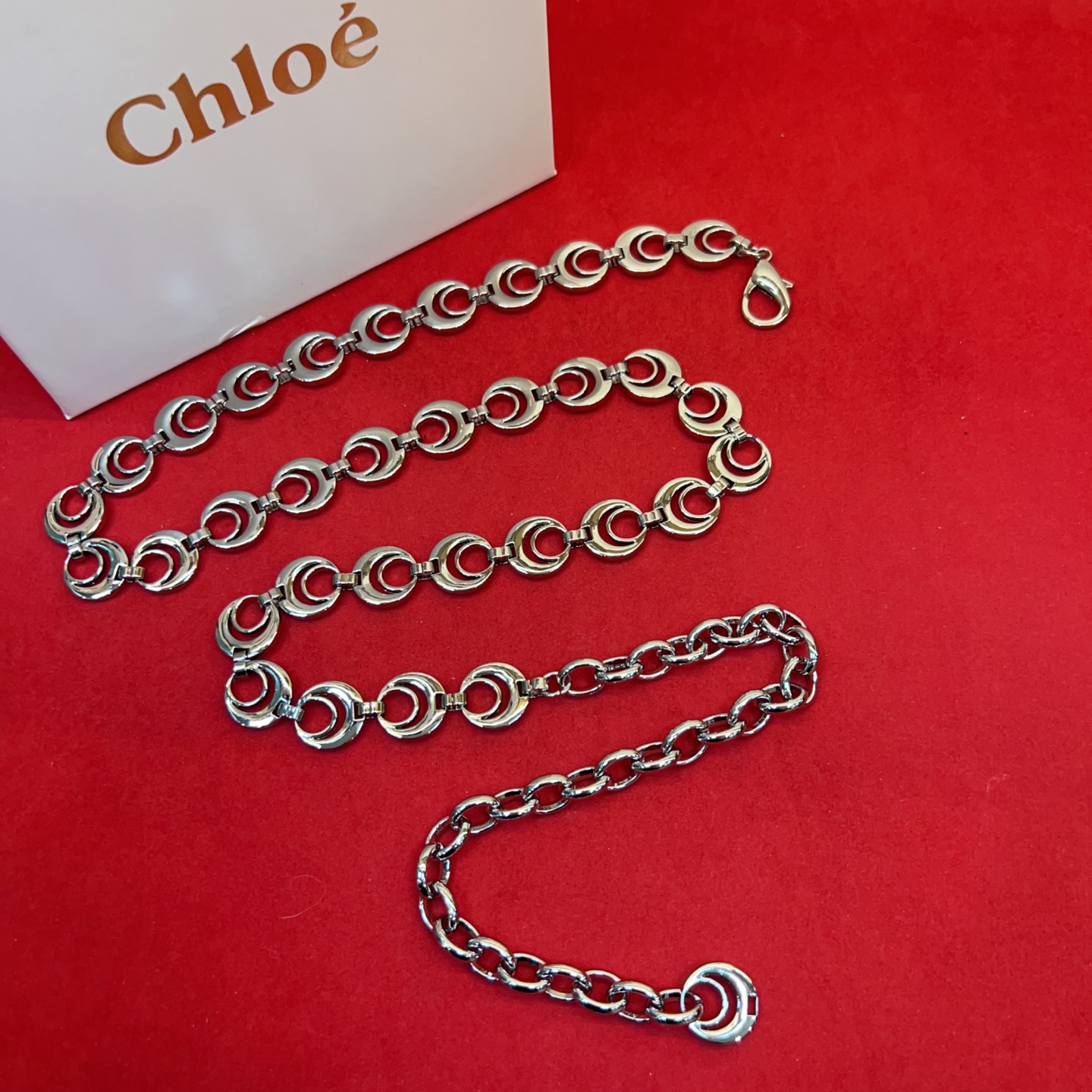 -新款腰链金属链条⛓️腰带-金色调效果-Logo细节开合设计，黄铜材质，搭配超炸感.