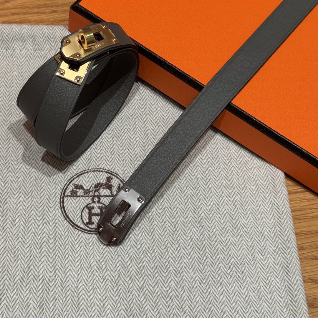 集合图🥳迷你Kelly 双圈手镯Swift 小牛皮双圈手镯，镀金迷你kelly锁扣，法国制作🇫🇷size