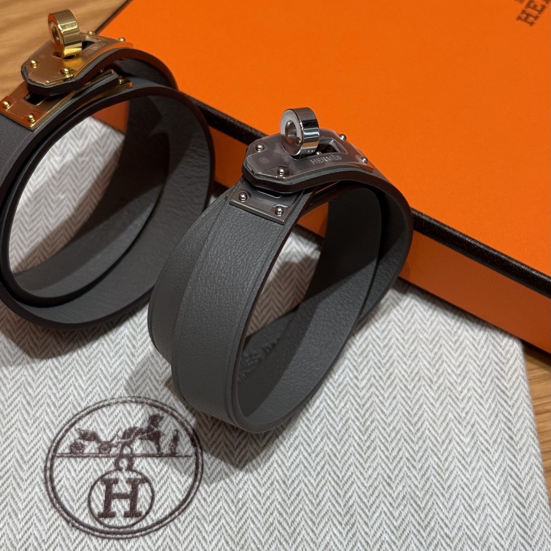 集合图🥳迷你Kelly 双圈手镯Swift 小牛皮双圈手镯，镀金迷你kelly锁扣，法国制作🇫🇷size