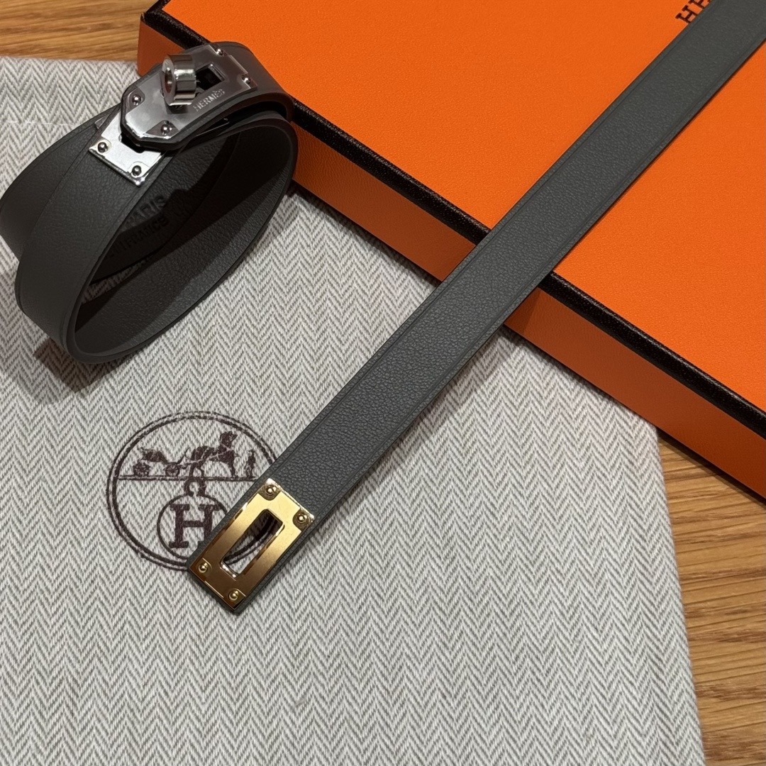 集合图🥳迷你Kelly 双圈手镯Swift 小牛皮双圈手镯，镀金迷你kelly锁扣，法国制作🇫🇷size