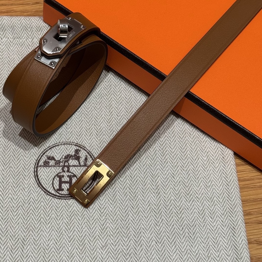 集合图🥳迷你Kelly 双圈手镯Swift 小牛皮双圈手镯，镀金迷你kelly锁扣，法国制作🇫🇷size