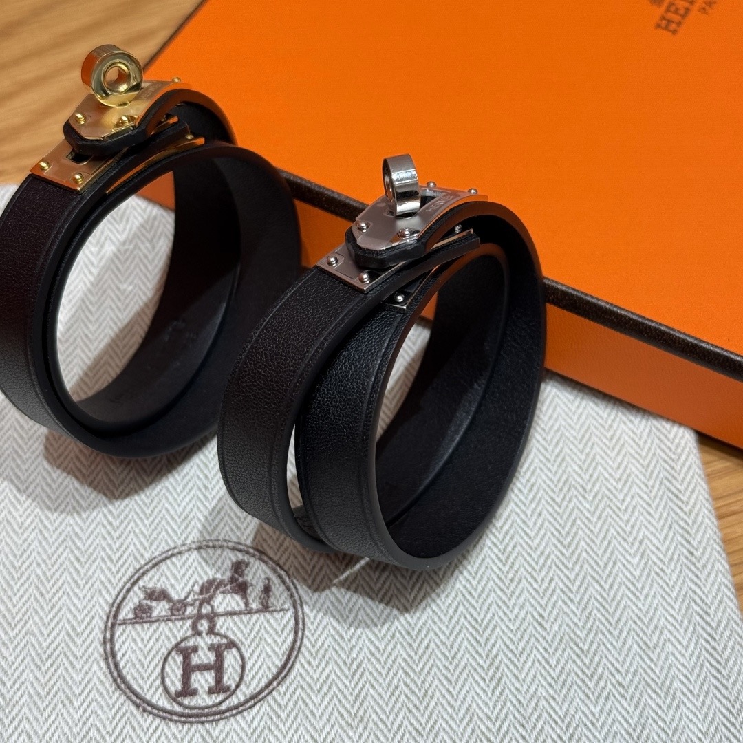 集合图🥳迷你Kelly 双圈手镯Swift 小牛皮双圈手镯，镀金迷你kelly锁扣，法国制作🇫🇷size