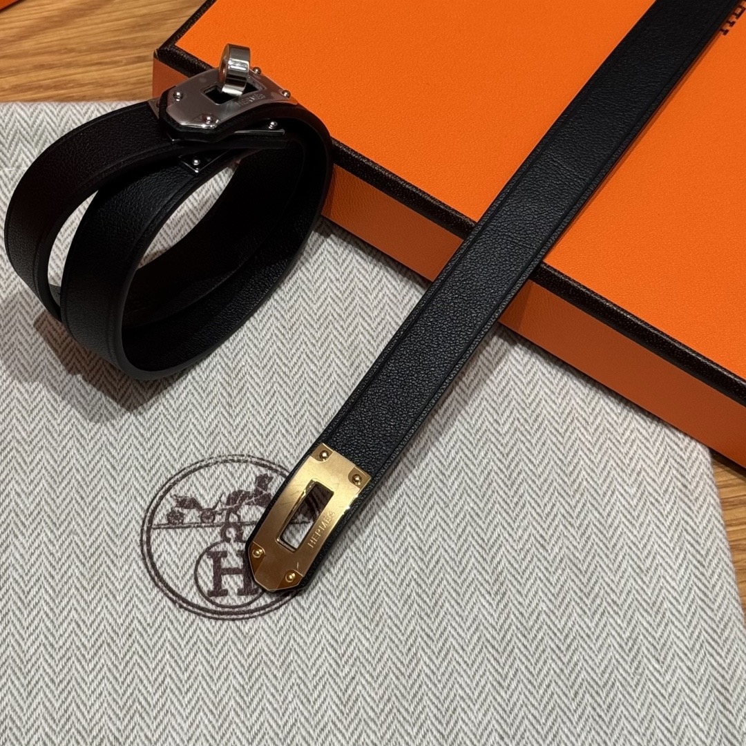 集合图🥳迷你Kelly 双圈手镯Swift 小牛皮双圈手镯，镀金迷你kelly锁扣，法国制作🇫🇷size