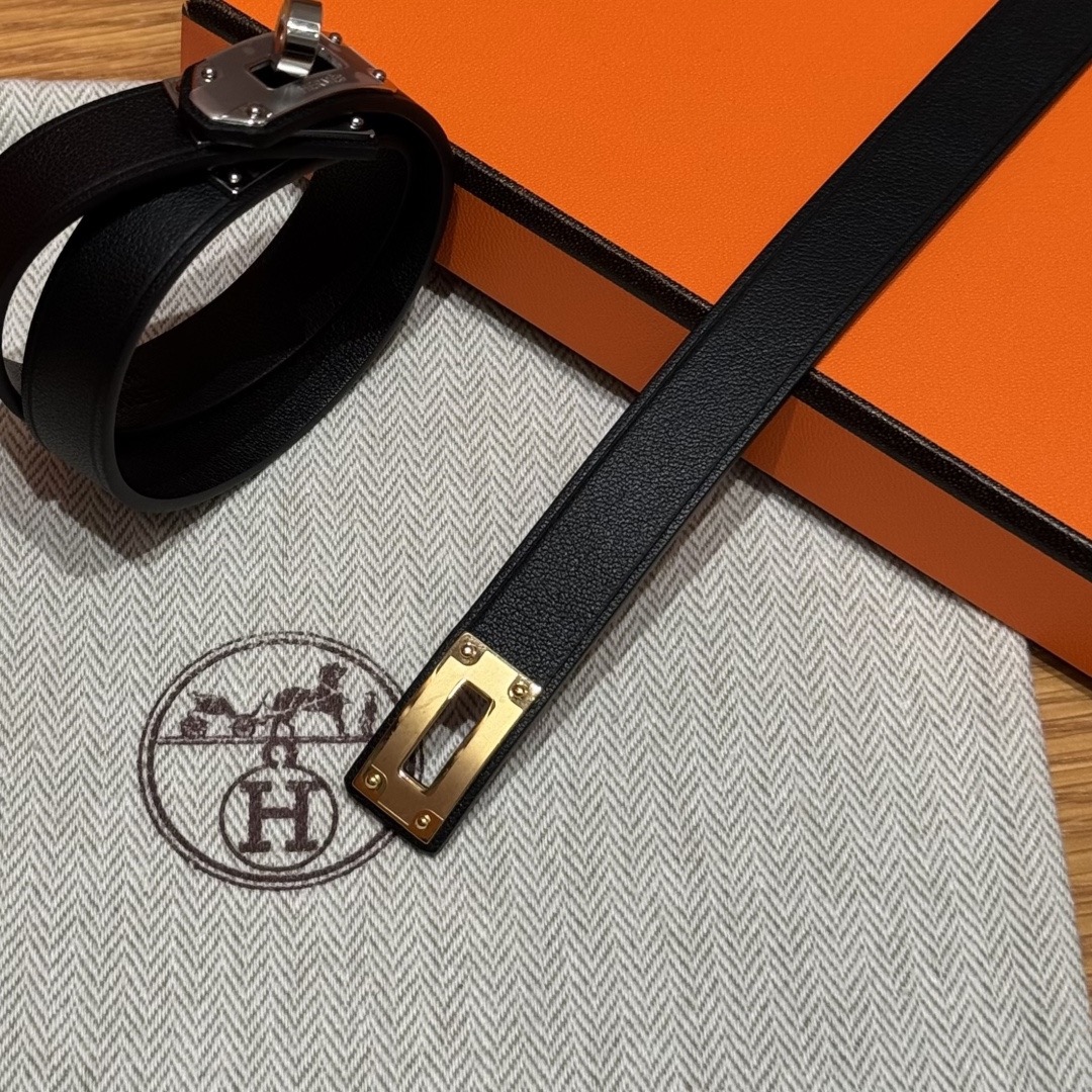 集合图🥳迷你Kelly 双圈手镯Swift 小牛皮双圈手镯，镀金迷你kelly锁扣，法国制作🇫🇷size