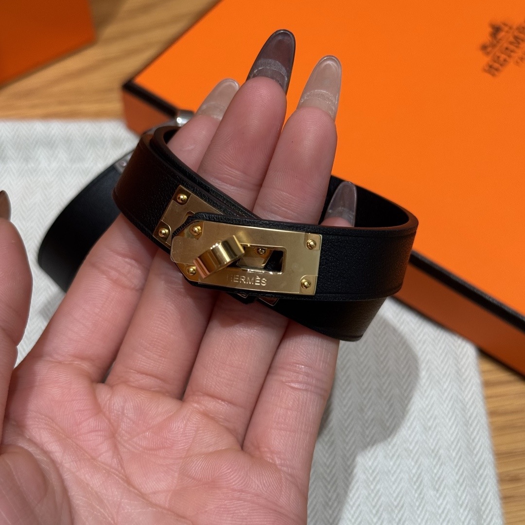 集合图🥳迷你Kelly 双圈手镯Swift 小牛皮双圈手镯，镀金迷你kelly锁扣，法国制作🇫🇷size