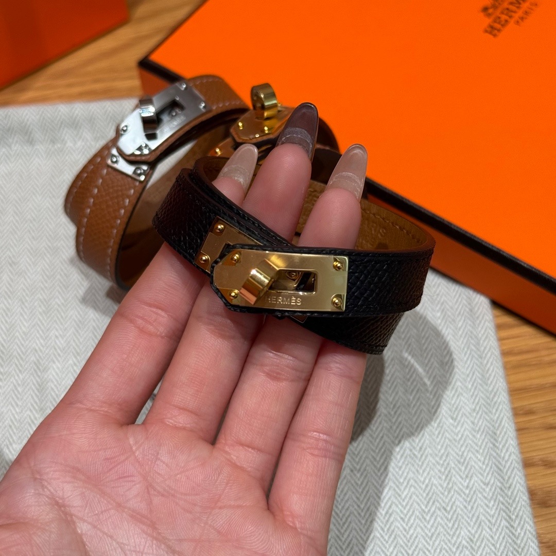 集合图🥳迷你Kelly 双圈手镯Swift 小牛皮双圈手镯，镀金迷你kelly锁扣，法国制作🇫🇷size