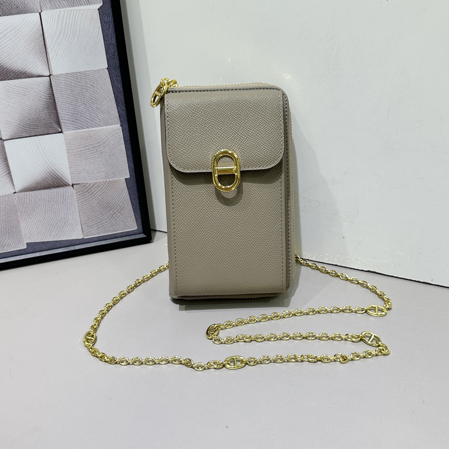 新款Hermes全皮手机包，钱包可手拎单肩斜挎，多功能肩带可拆卸，可以调节长短尺寸：11*5*19cm1