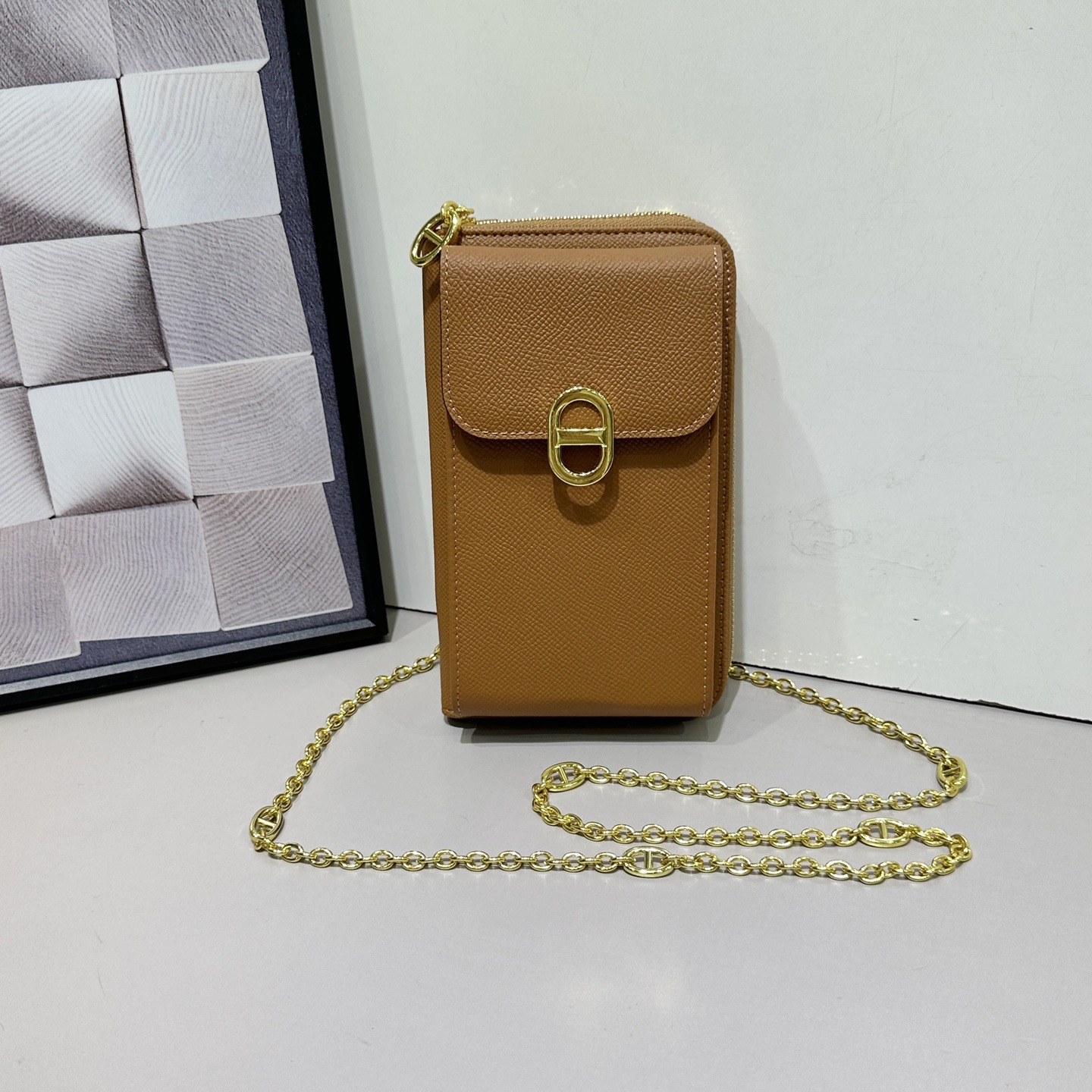 新款Hermes全皮手机包，钱包可手拎单肩斜挎，多功能肩带可拆卸，可以调节长短尺寸：11*5*19cm1