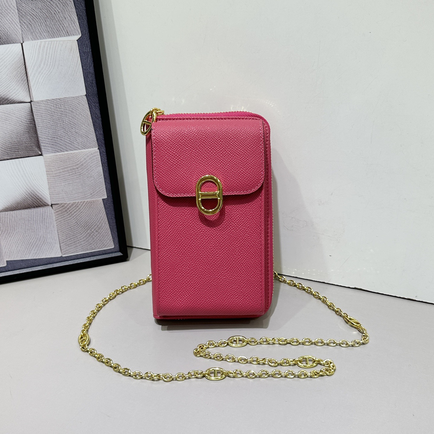 新款Hermes全皮手机包，钱包可手拎单肩斜挎，多功能肩带可拆卸，可以调节长短尺寸：11*5*19cm1