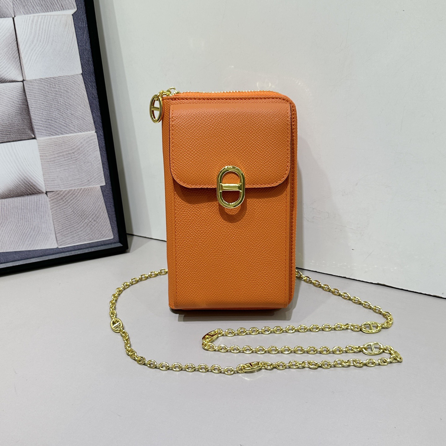 新款Hermes全皮手机包，钱包可手拎单肩斜挎，多功能肩带可拆卸，可以调节长短尺寸：11*5*19cm1