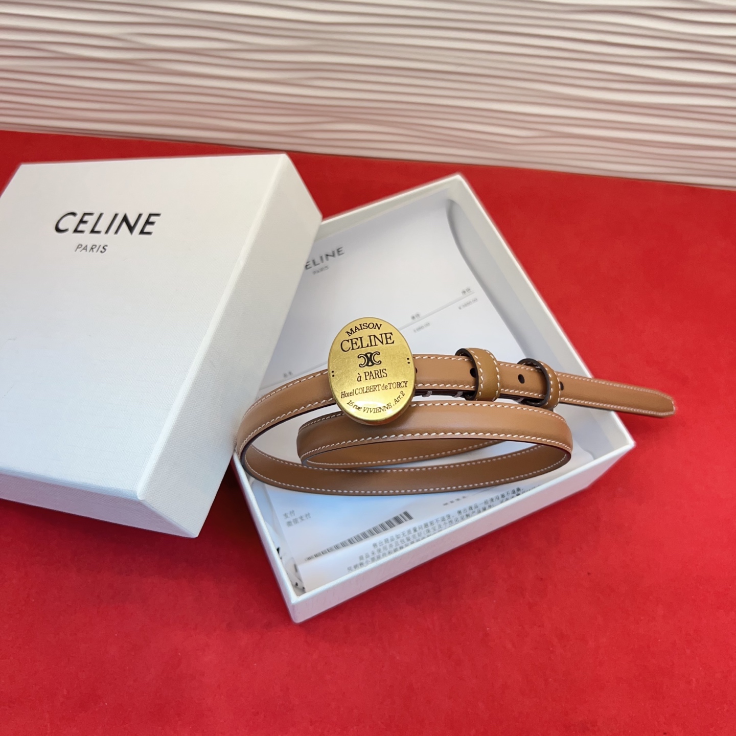 TEEN TRIOMPHE腰带荧光白纤细版型，可搭配经典西装外套、裙装，增添高雅气质1.3Cm。75一1