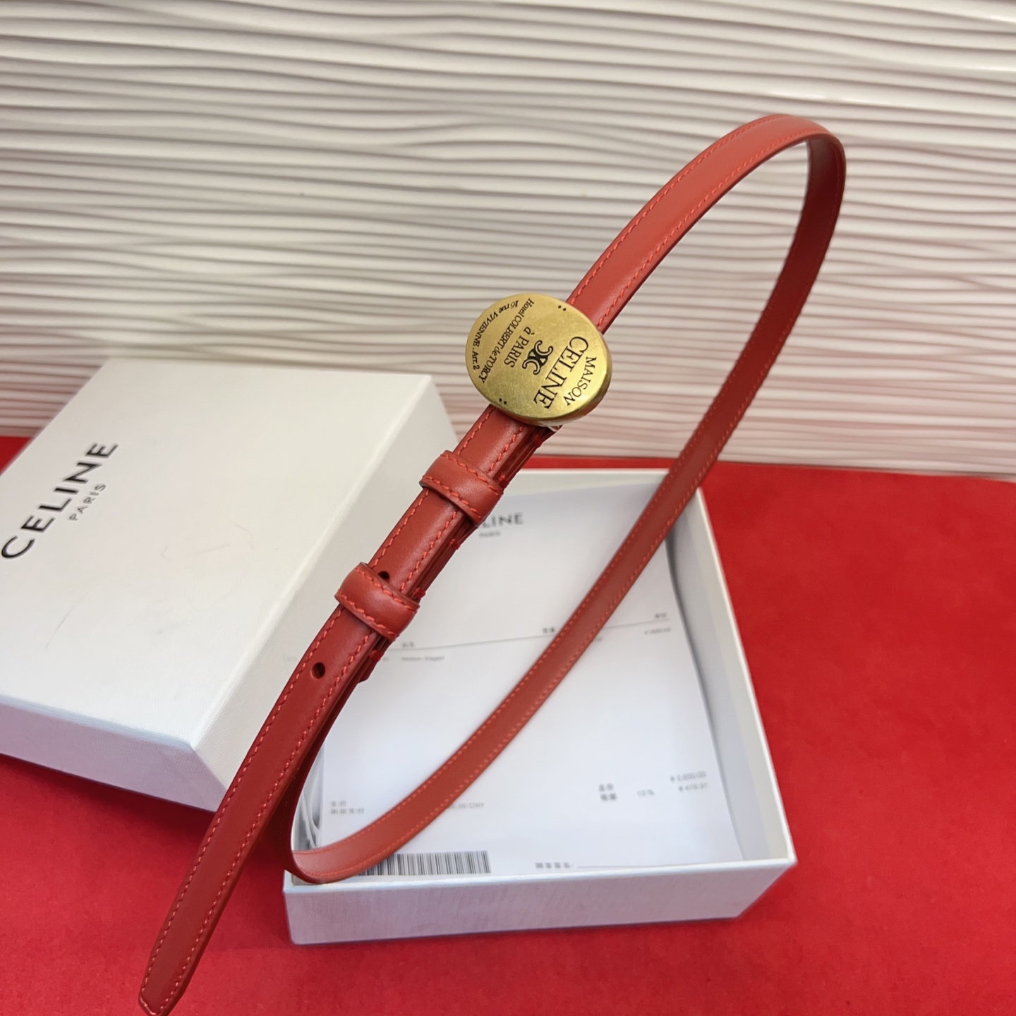 TEEN TRIOMPHE腰带荧光白纤细版型，可搭配经典西装外套、裙装，增添高雅气质1.3Cm。75一1