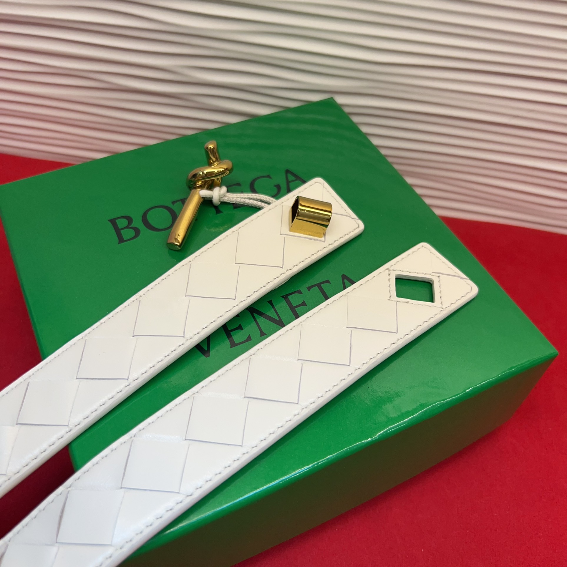 编织Andiano腰带 纯手工intreccio大格子编织 搭配标志性纽结勾扣 长度可调节伸缩-Chinese UA Cheap High Quatity Brand Clothes Bags handbags Sneakers wholesale wholesaler seller from China Factory suppliers Fashion Clothing Shoes best Quality Beautiful Price 编织Andiano腰带 纯手工intreccio大格子编织 搭配标志性纽结勾扣 长度可调节伸缩