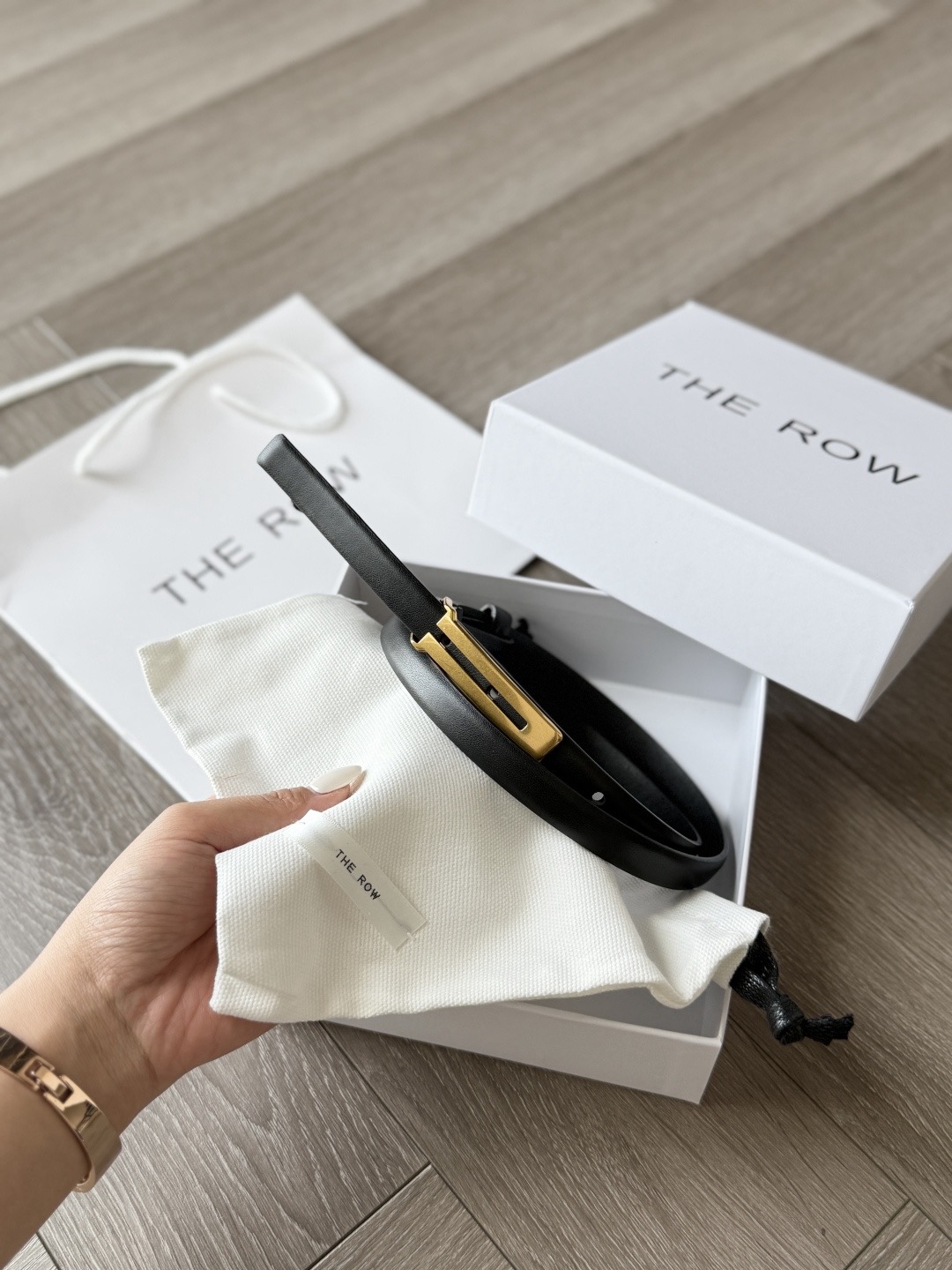 Therow Classic 系列 简约 精致五金-Top High Quatity Cheap Sneakers Fashion Clothing Clothes Bags handbags Shoes of all Brand wholesale With The best Quality And Beautiful Price from China Factory Chinese suppliers wholesaler seller Therow Classic 系列 简约 精致五金