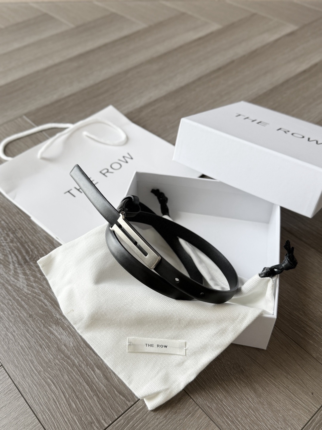 Therow Classic 系列 简约 精致五金-Top High Quatity Cheap Sneakers Fashion Clothing Clothes Bags handbags Shoes of all Brand wholesale With The best Quality And Beautiful Price from China Factory Chinese suppliers wholesaler seller Therow Classic 系列 简约 精致五金
