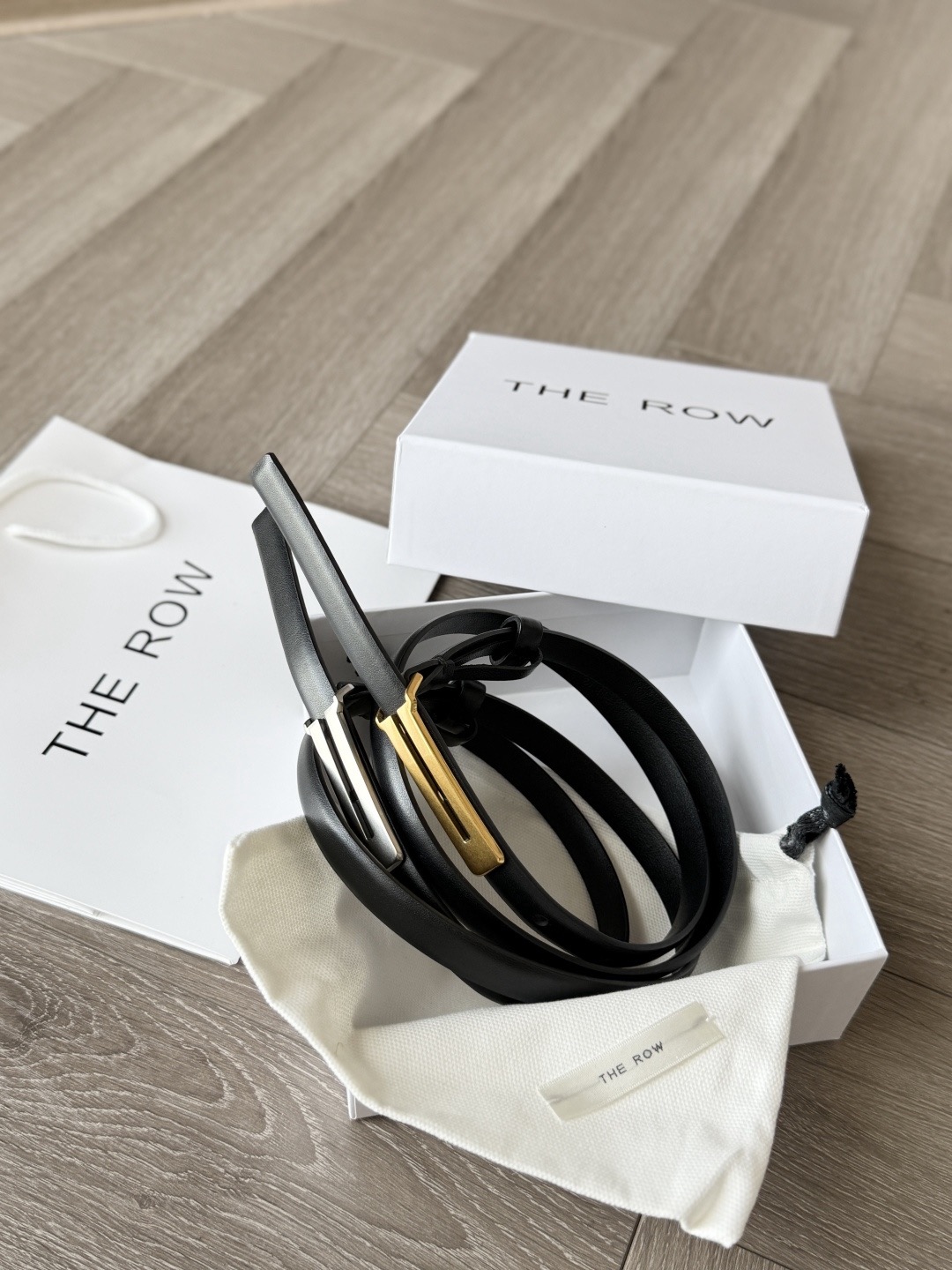 Therow Classic 系列 简约 精致五金-Top High Quatity Cheap Sneakers Fashion Clothing Clothes Bags handbags Shoes of all Brand wholesale With The best Quality And Beautiful Price from China Factory Chinese suppliers wholesaler seller Therow Classic 系列 简约 精致五金