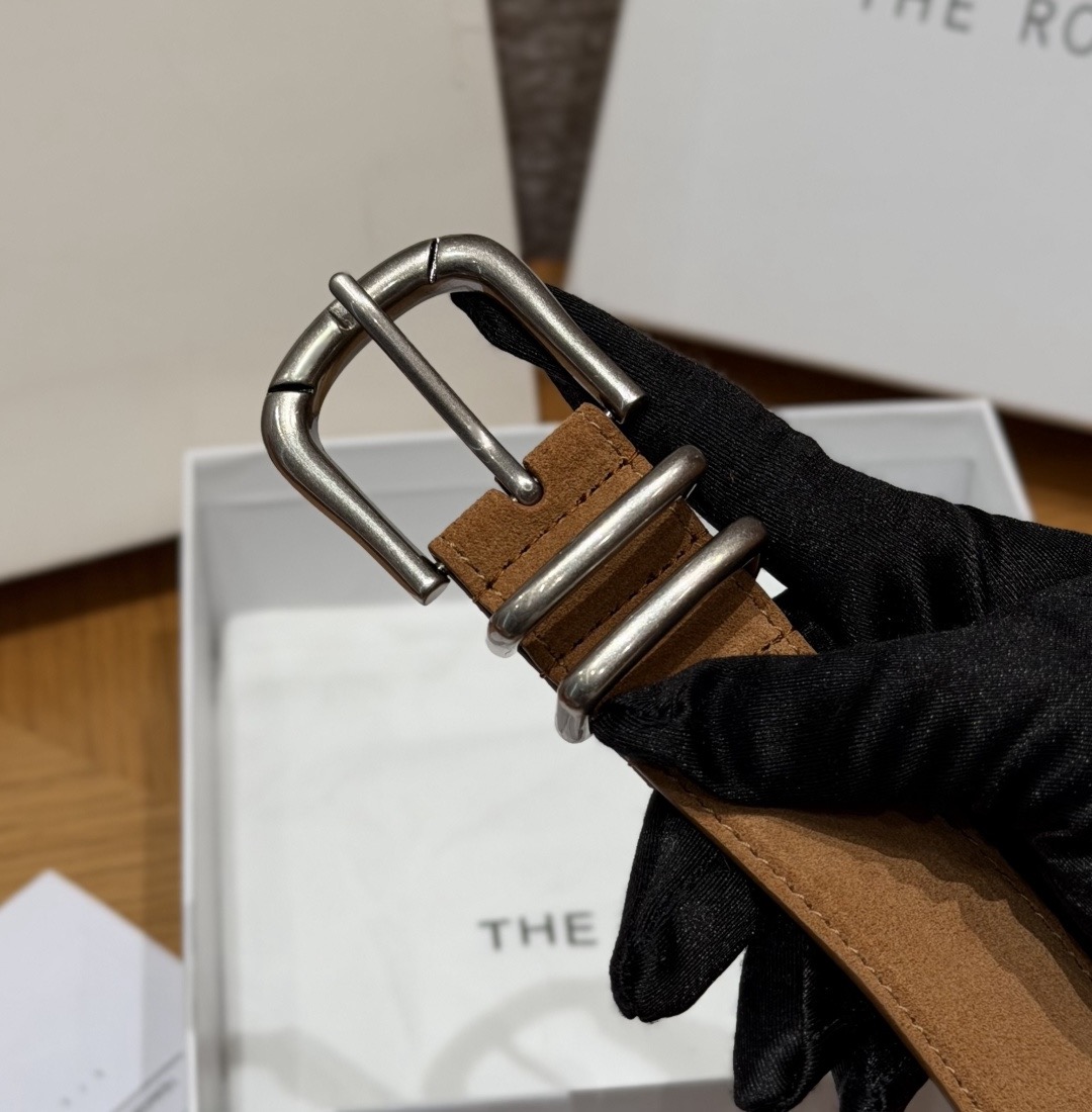 THE ROW✨ Classic Leather Belt 30mm 经典皮革腰带这款是THE ROW经