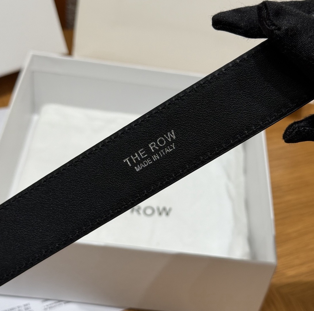 THE ROW✨ Classic Leather Belt 30mm 经典皮革腰带这款是THE ROW经