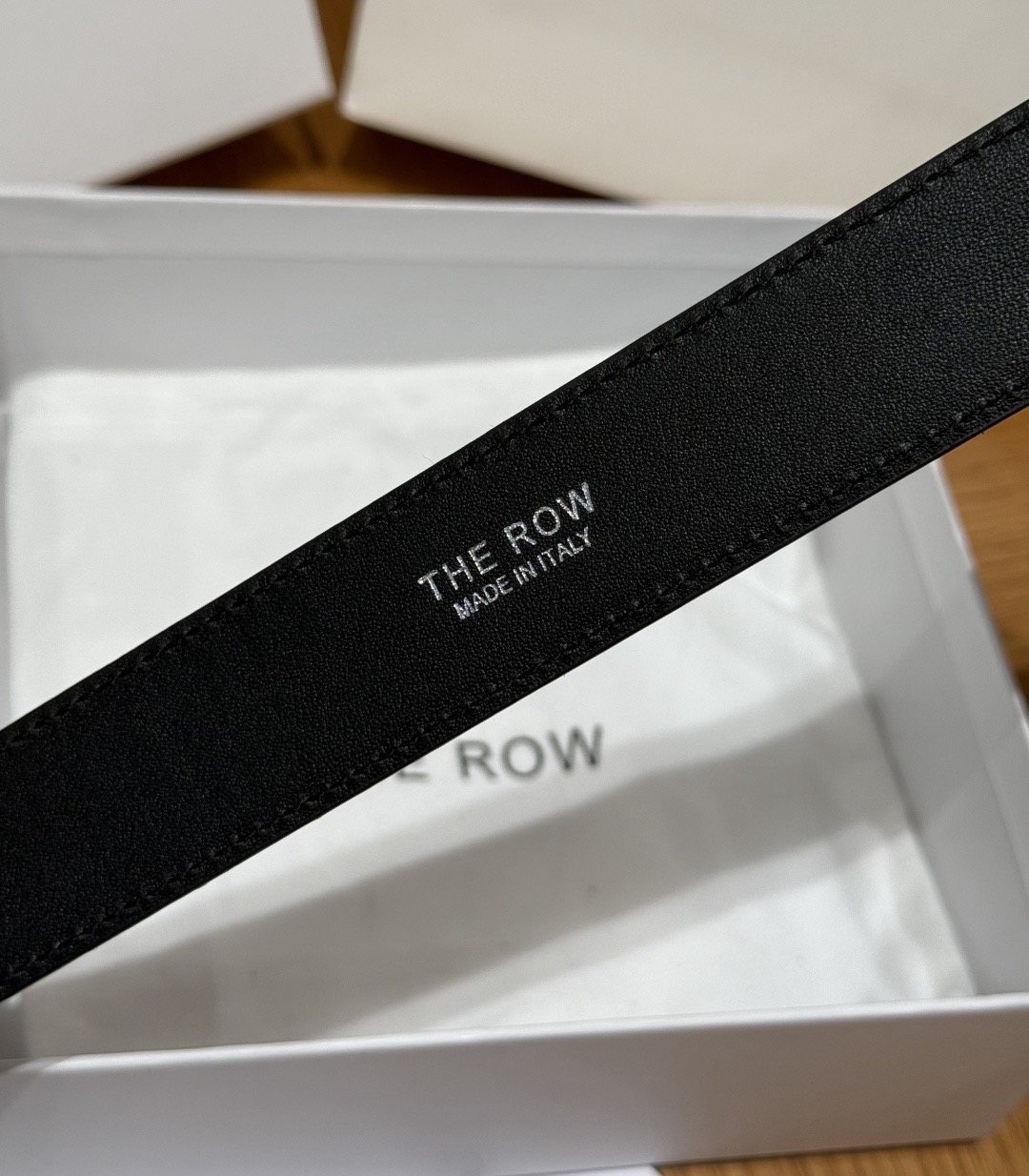 THE ROW✨ Classic Leather Belt 30mm 经典皮革腰带这款是THE ROW经
