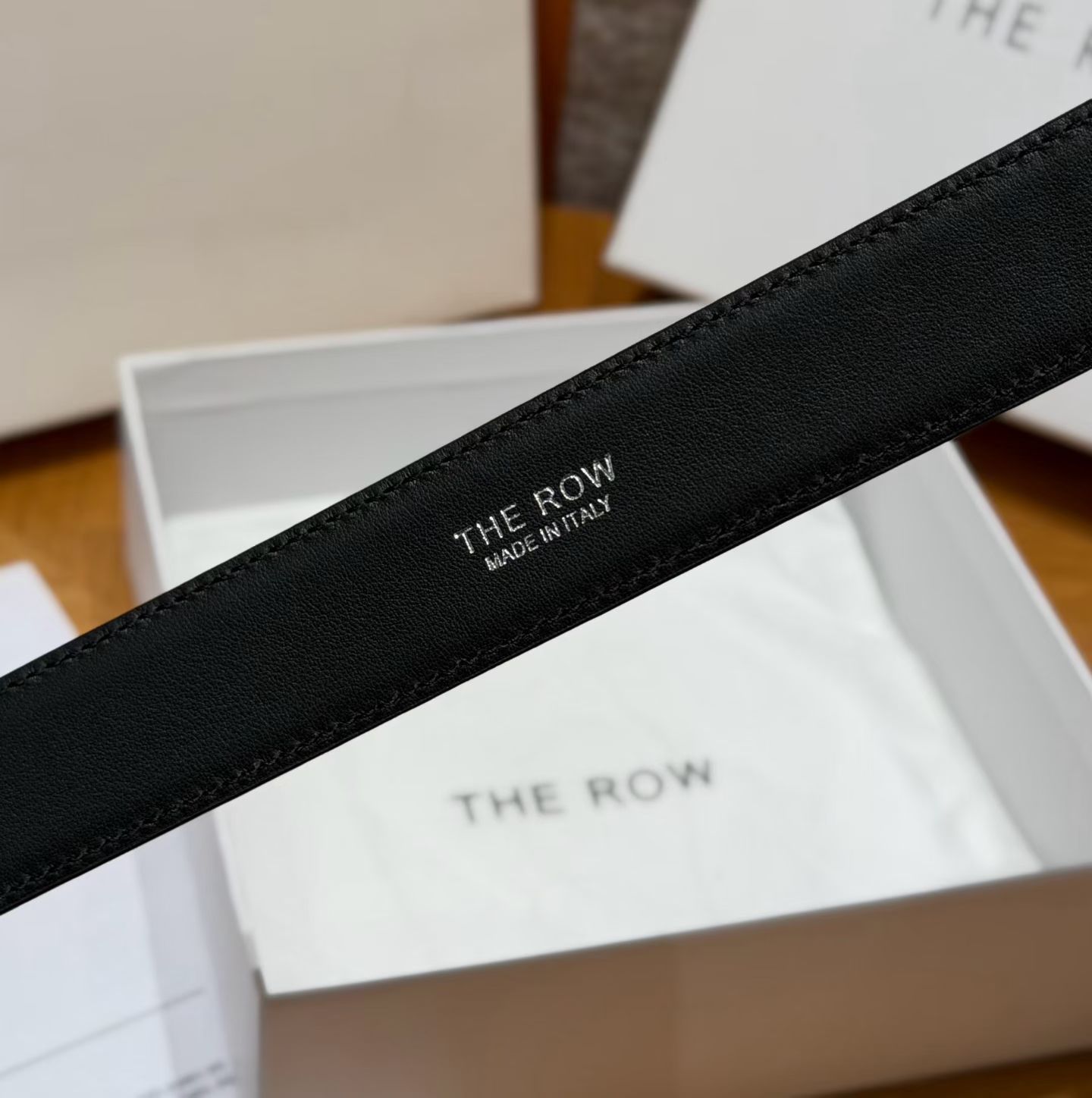 THE ROW Classic Leather Belt 经典皮革腰带