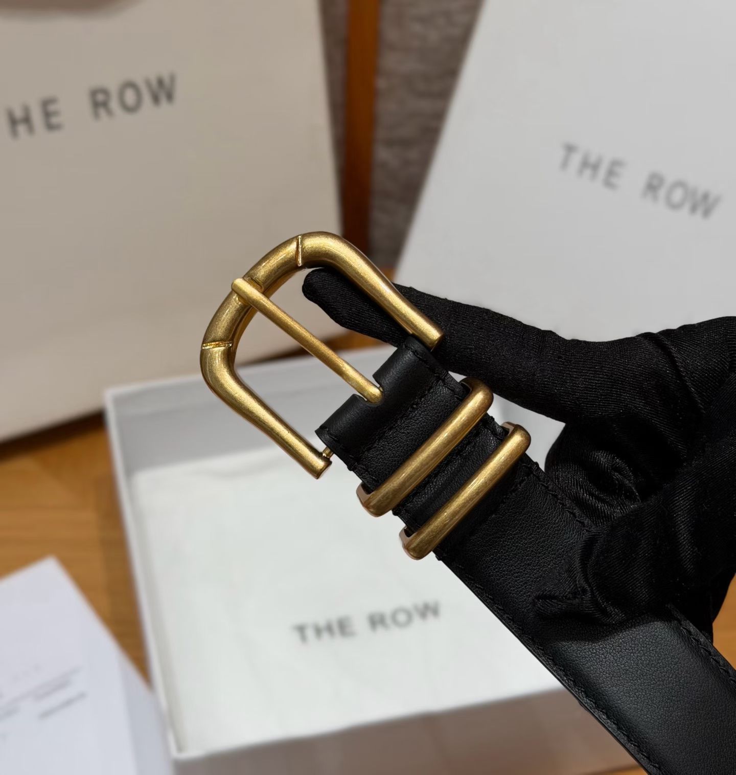 THE ROW Classic Leather Belt 经典皮革腰带