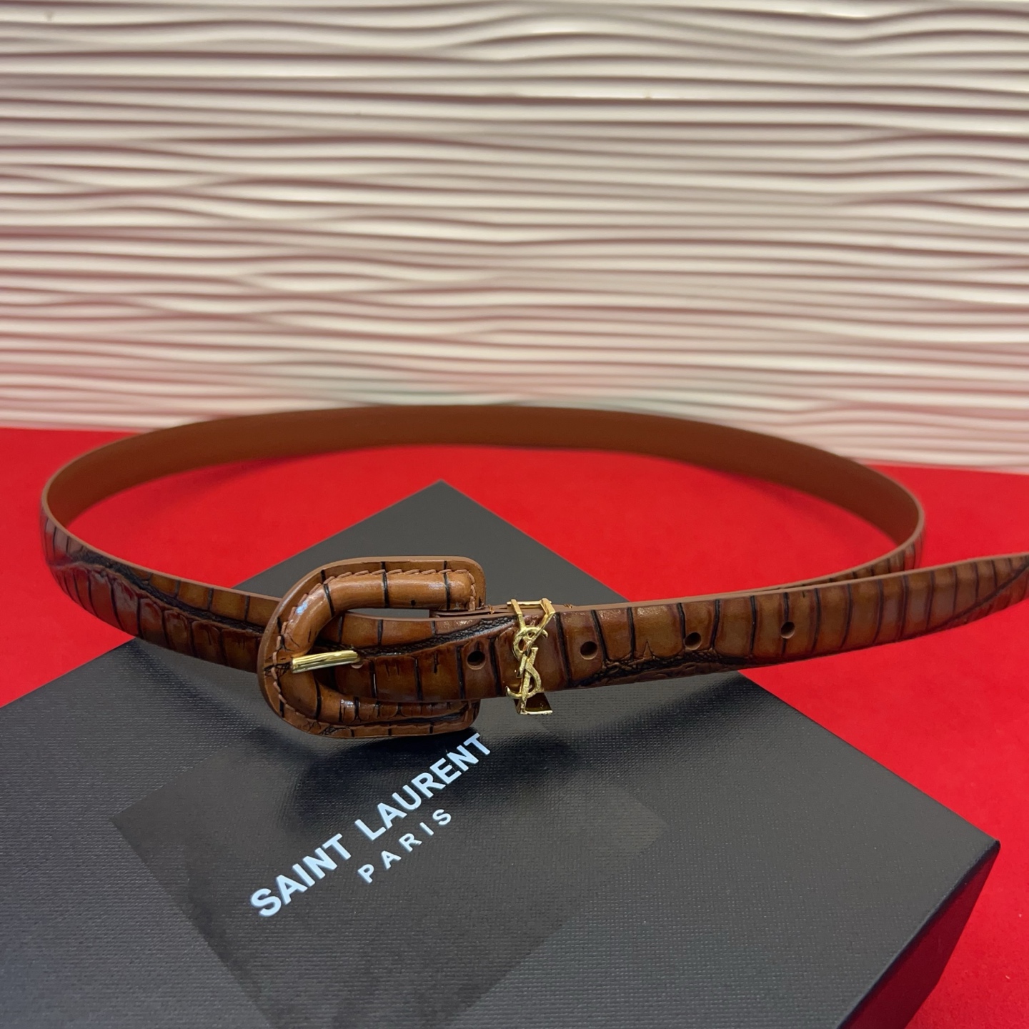 开春秀款Saint Laurent 圣罗兰女士腰带皮带 原厂真金电渡扣头，意大利原厂皮。2.0 cm