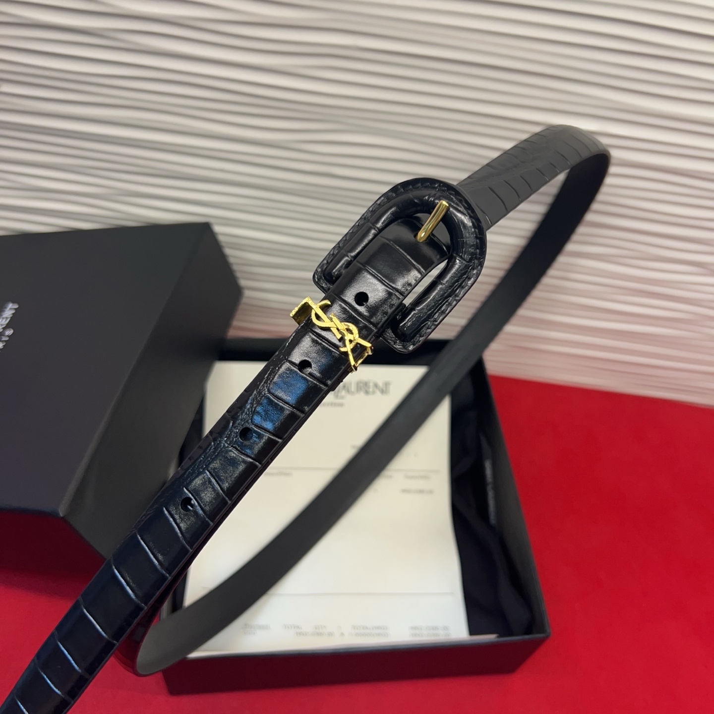 开春秀款Saint Laurent 圣罗兰女士腰带皮带 原厂真金电渡扣头，意大利原厂皮。2.0 cm