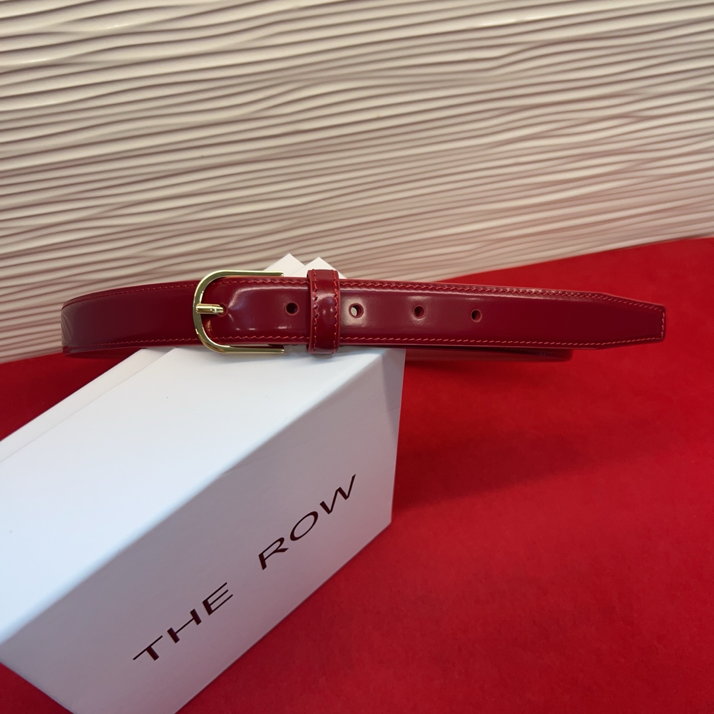 The Row小牛皮亮面经典款 黑色 红色 金 白