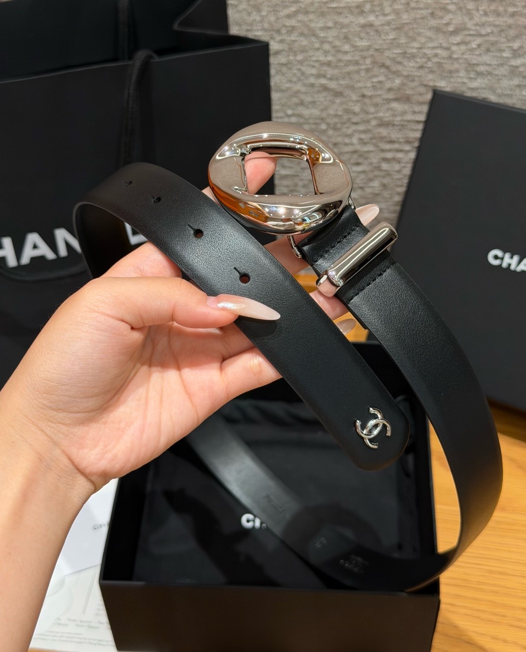 香家✨LEATHER BELT 30mm 皮质腰带小牛皮与金属,多配色可选,镂空圆环金属针扣搭配双C皮袢 香家✨LEATHER BELT 30mm 皮质腰带小牛皮与金属,多配色可选,镂空圆环金属针扣搭配双C皮袢