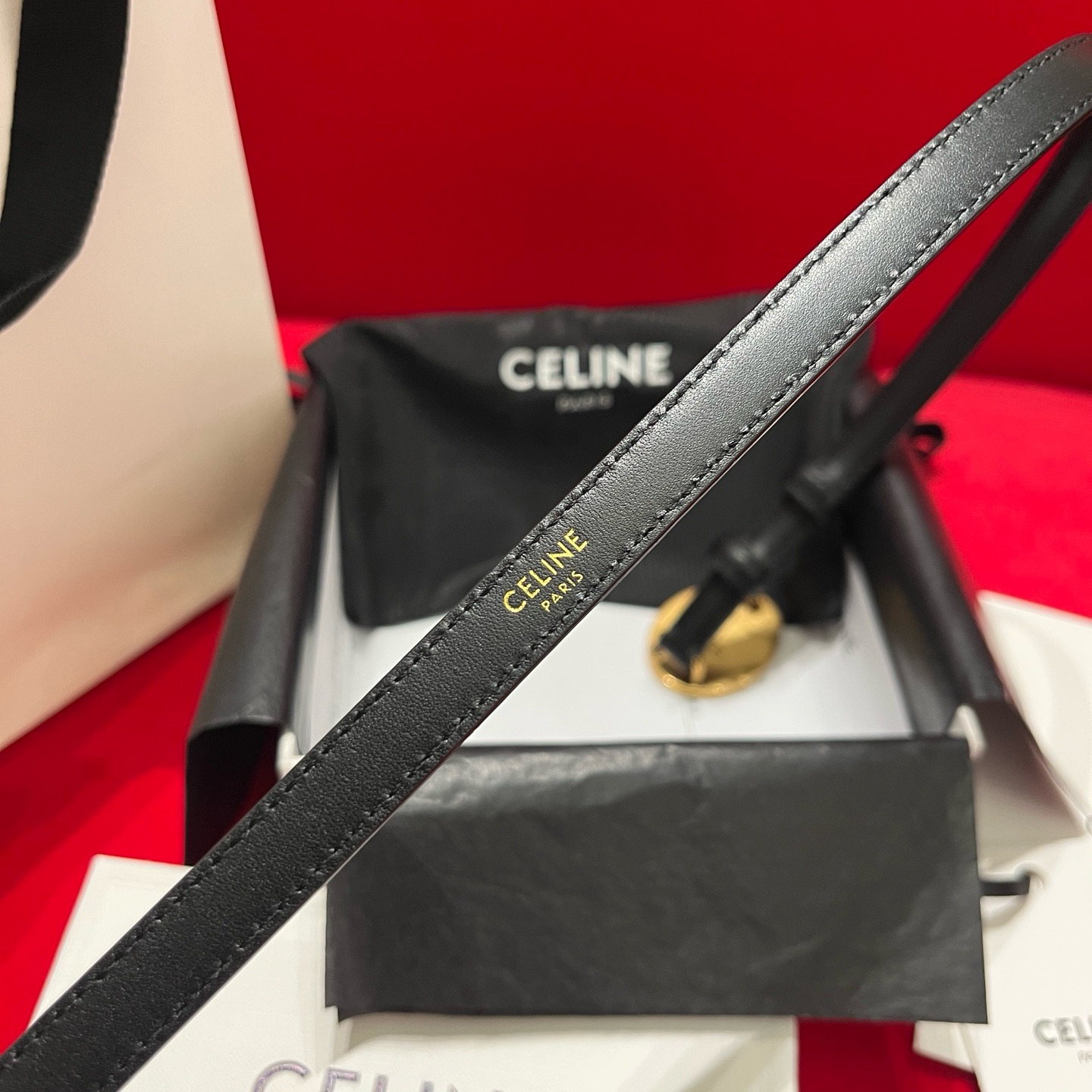 凯旋门腰带 宽度1.3cm 男女通用款 采用数量稀少的原厂专用小牛皮 搭配精致凯旋门搭扣 独家顶级手工 
