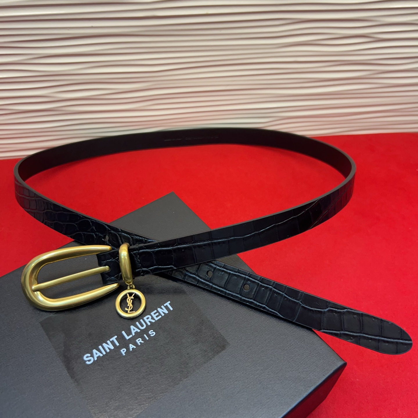 开春秀款Saint Laurent 女士腰带皮带 原厂真金电渡扣头，意大利原厂皮，宽2.0cm，代购级。