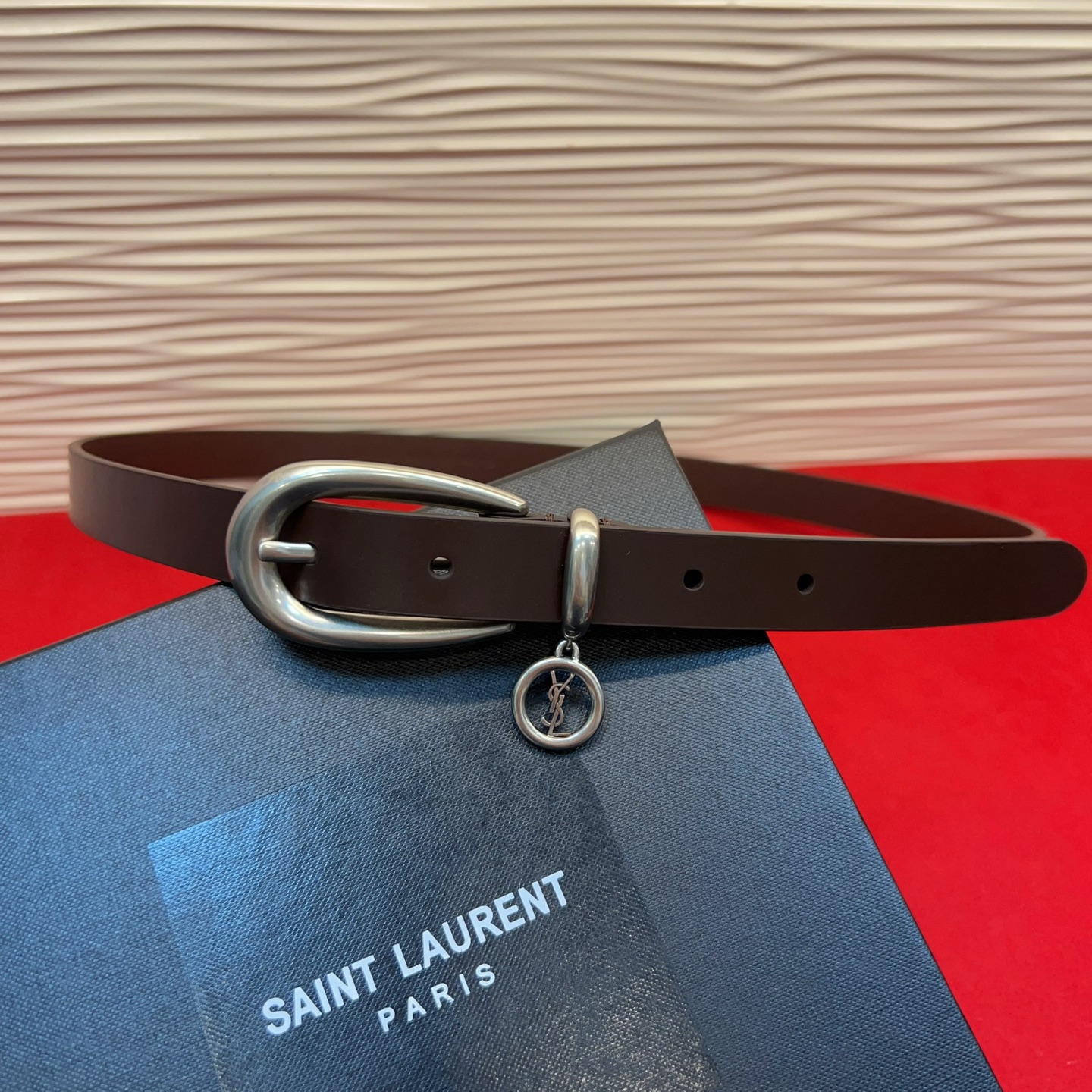 开春秀款Saint Laurent 女士腰带皮带 原厂真金电渡扣头，意大利原厂皮，宽2.0cm，代购级。