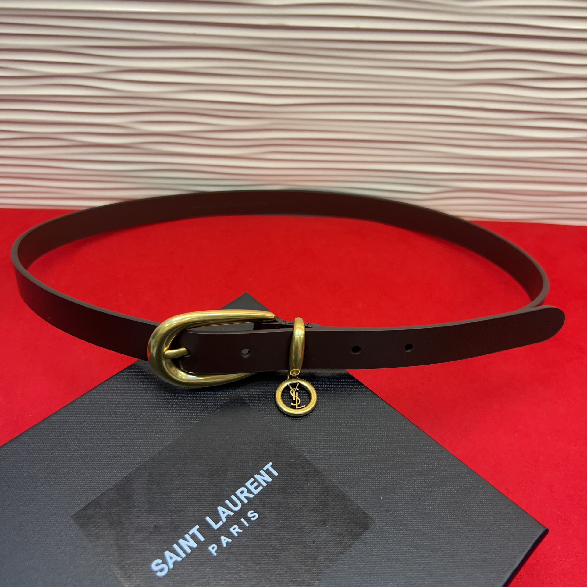 开春秀款Saint Laurent 女士腰带皮带 原厂真金电渡扣头，意大利原厂皮，宽2.0cm，代购级。