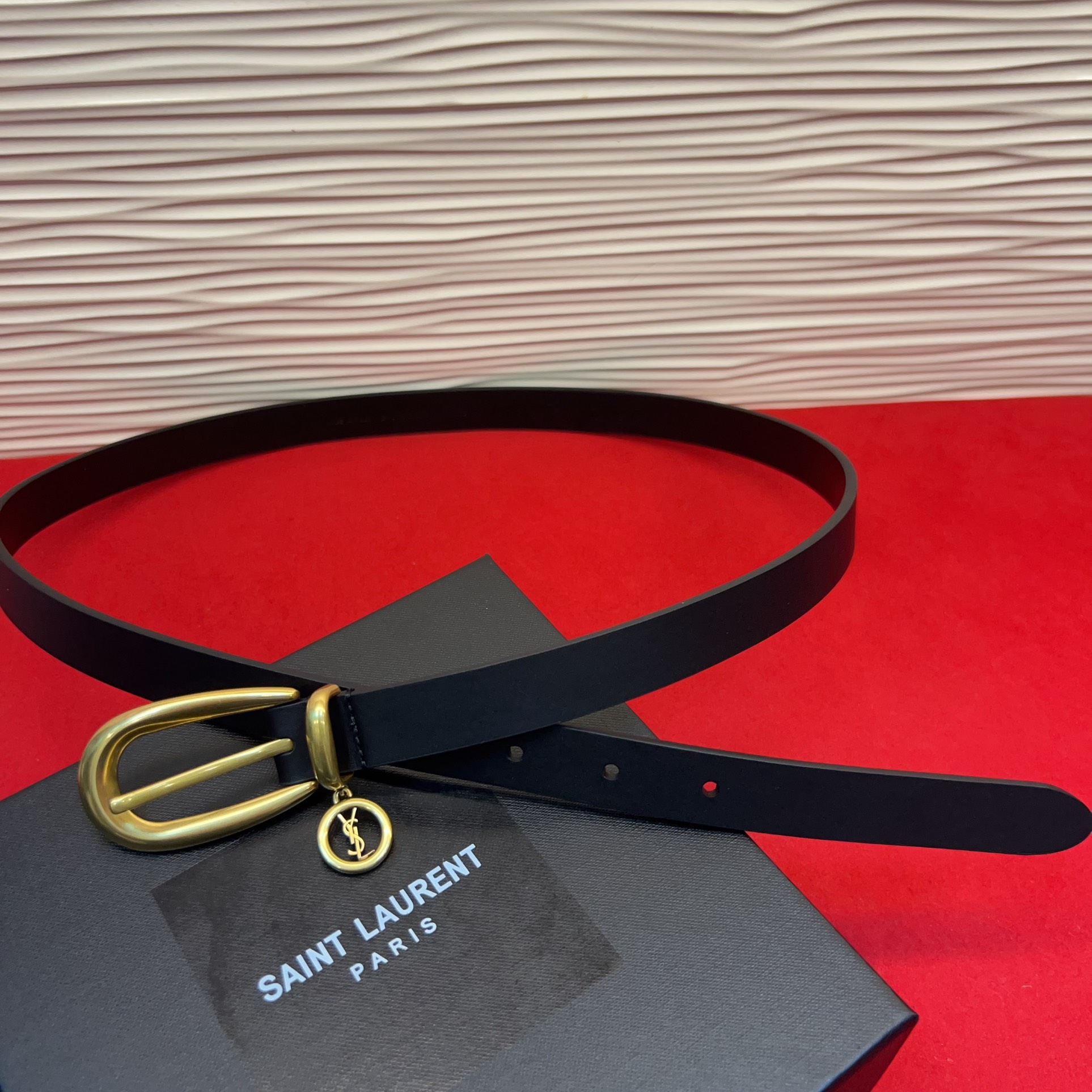 开春秀款Saint Laurent 女士腰带皮带 原厂真金电渡扣头，意大利原厂皮，宽2.0cm，代购级。