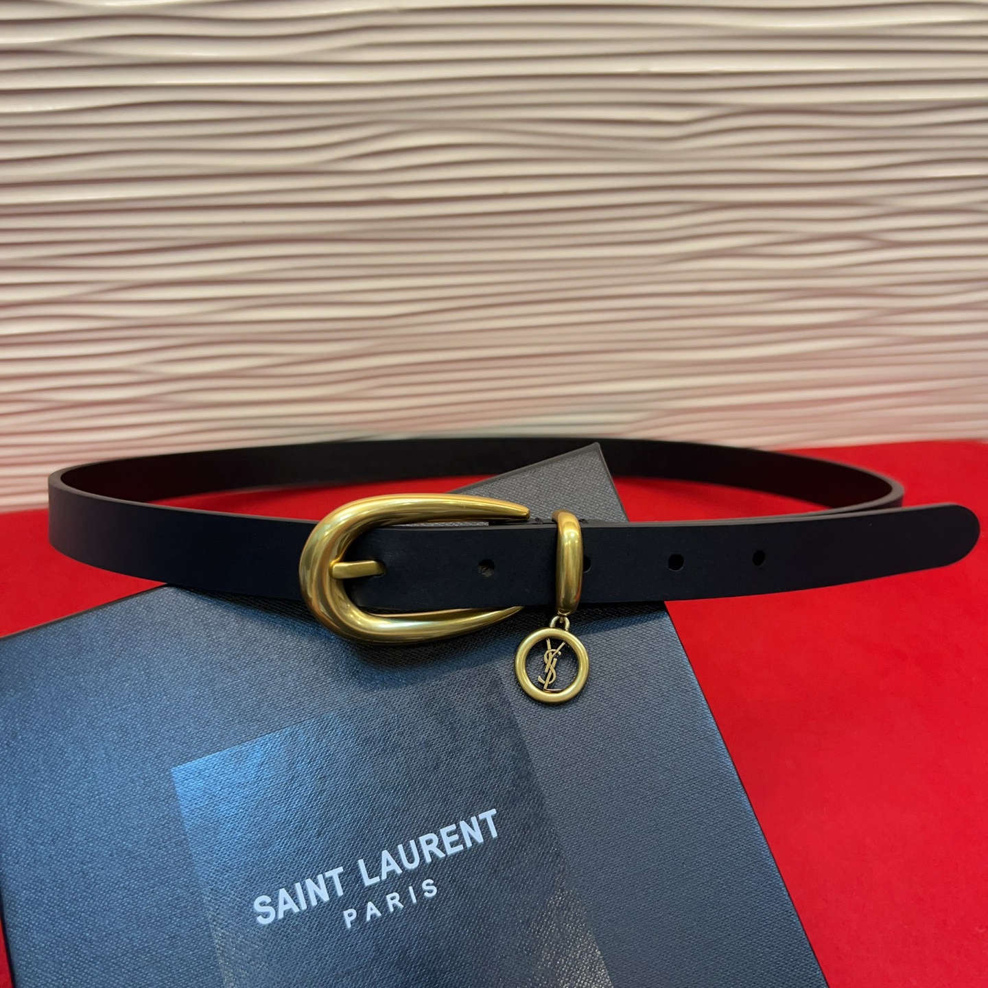 开春秀款Saint Laurent 女士腰带皮带 原厂真金电渡扣头，意大利原厂皮，宽2.0cm，代购级。