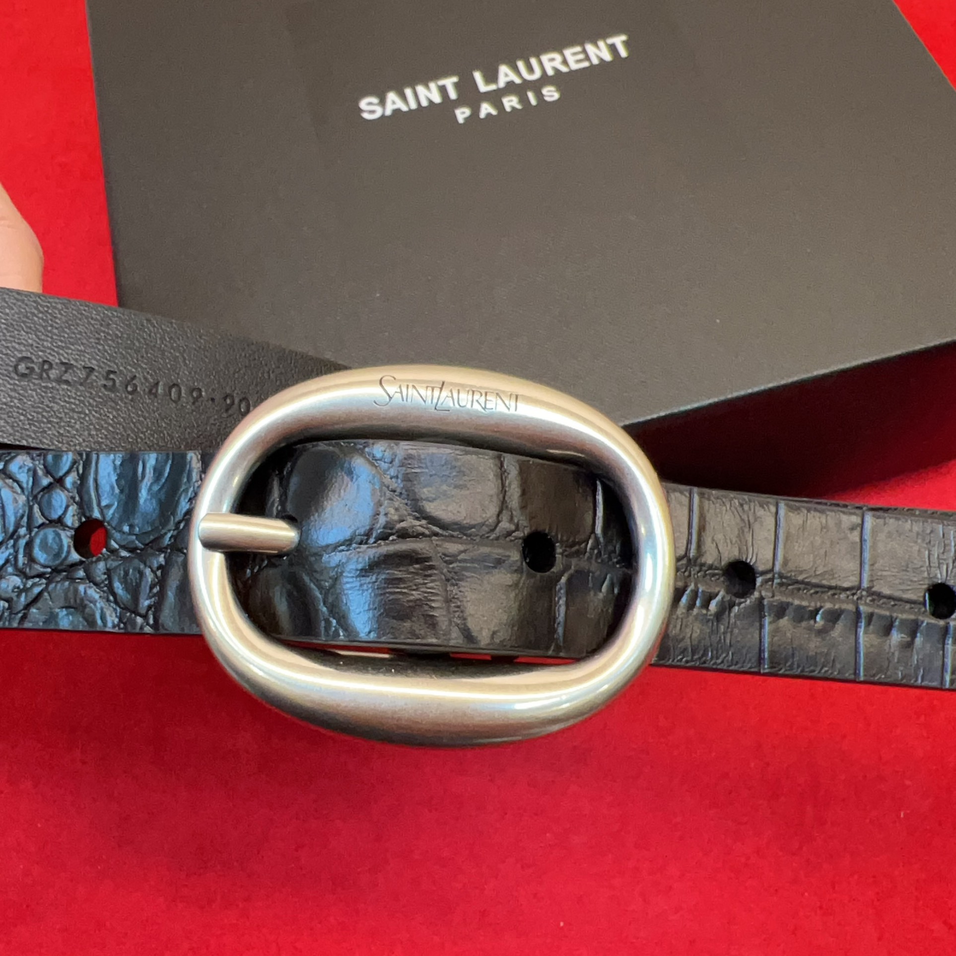 开春秀款Saint Laurent 女士腰带皮带 原厂真金电渡扣头,意大利原厂皮,宽2.0cm,代购级。 开春秀款Saint Laurent 女士腰带皮带 原厂真金电渡扣头,意大利原厂皮,宽2.0cm,代购级。