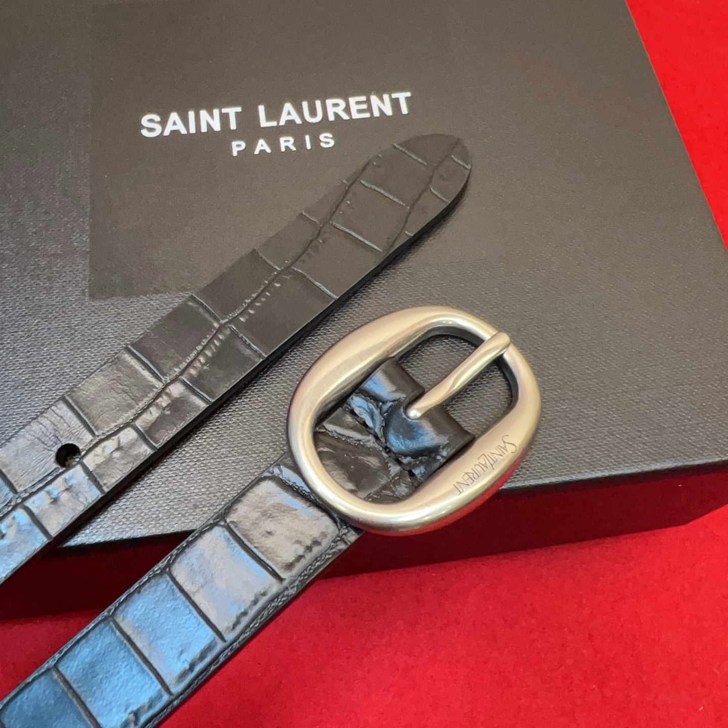 开春秀款Saint Laurent 女士腰带皮带 原厂真金电渡扣头，意大利原厂皮，宽2.0cm，代购级。
