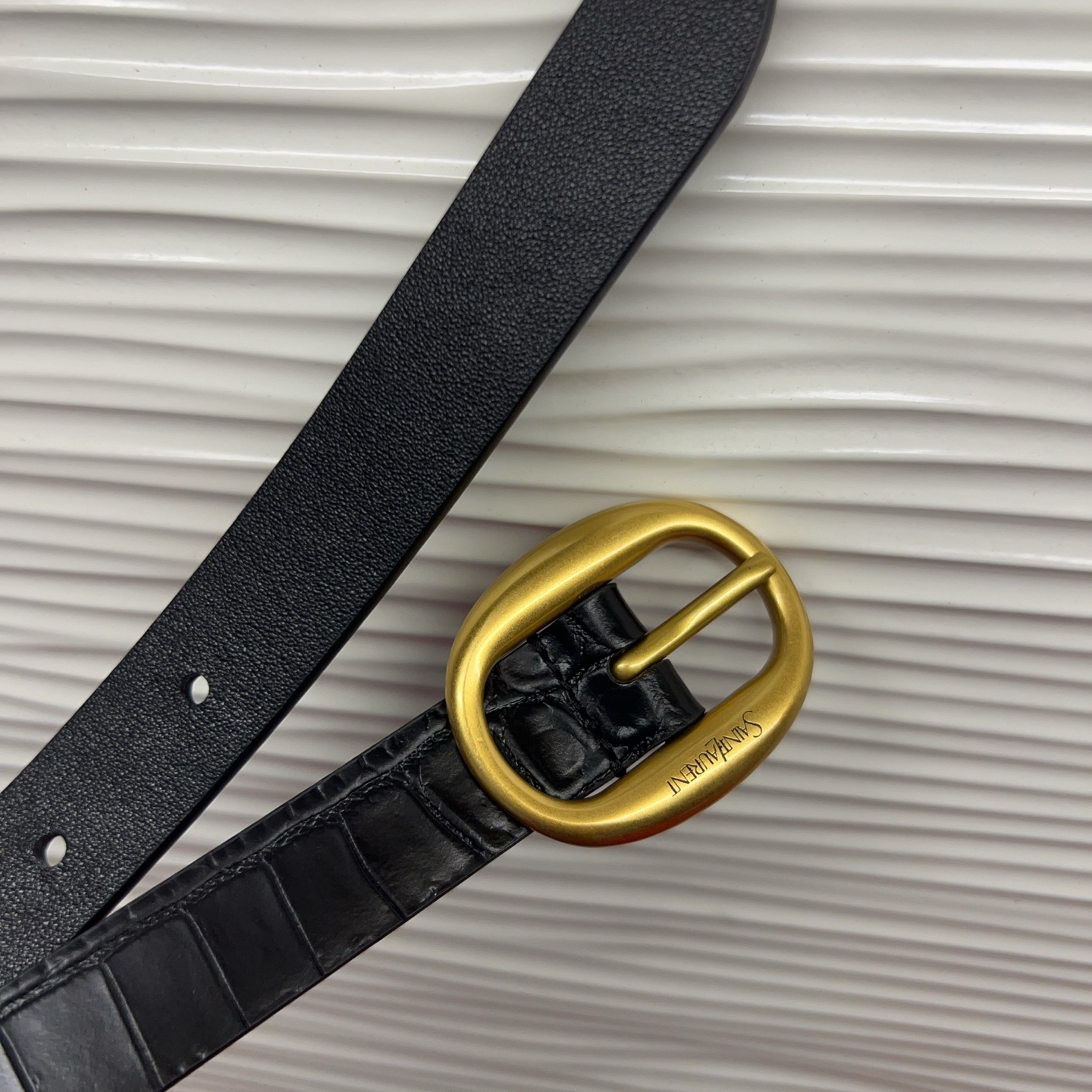 开春秀款Saint Laurent 女士腰带皮带 原厂真金电渡扣头，意大利原厂皮，宽2.0cm，代购级。