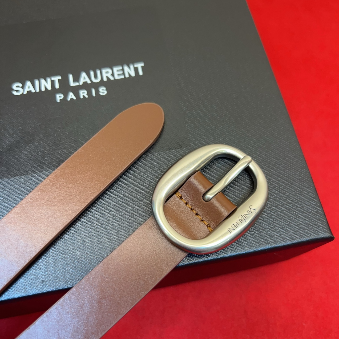 开春秀款Saint Laurent 女士腰带皮带 原厂真金电渡扣头，意大利原厂皮，宽2.0cm，代购级。