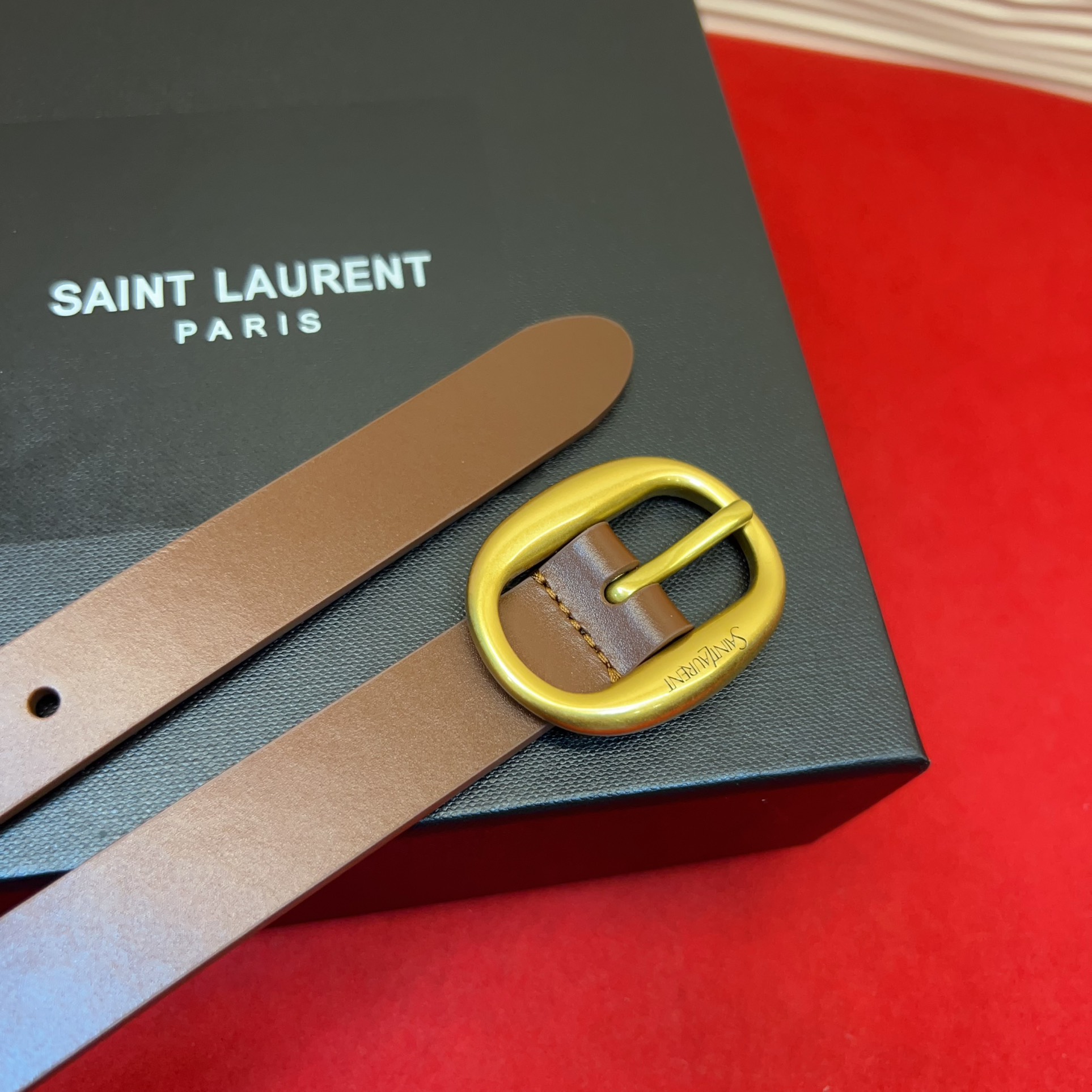 开春秀款Saint Laurent 女士腰带皮带 原厂真金电渡扣头，意大利原厂皮，宽2.0cm，代购级。
