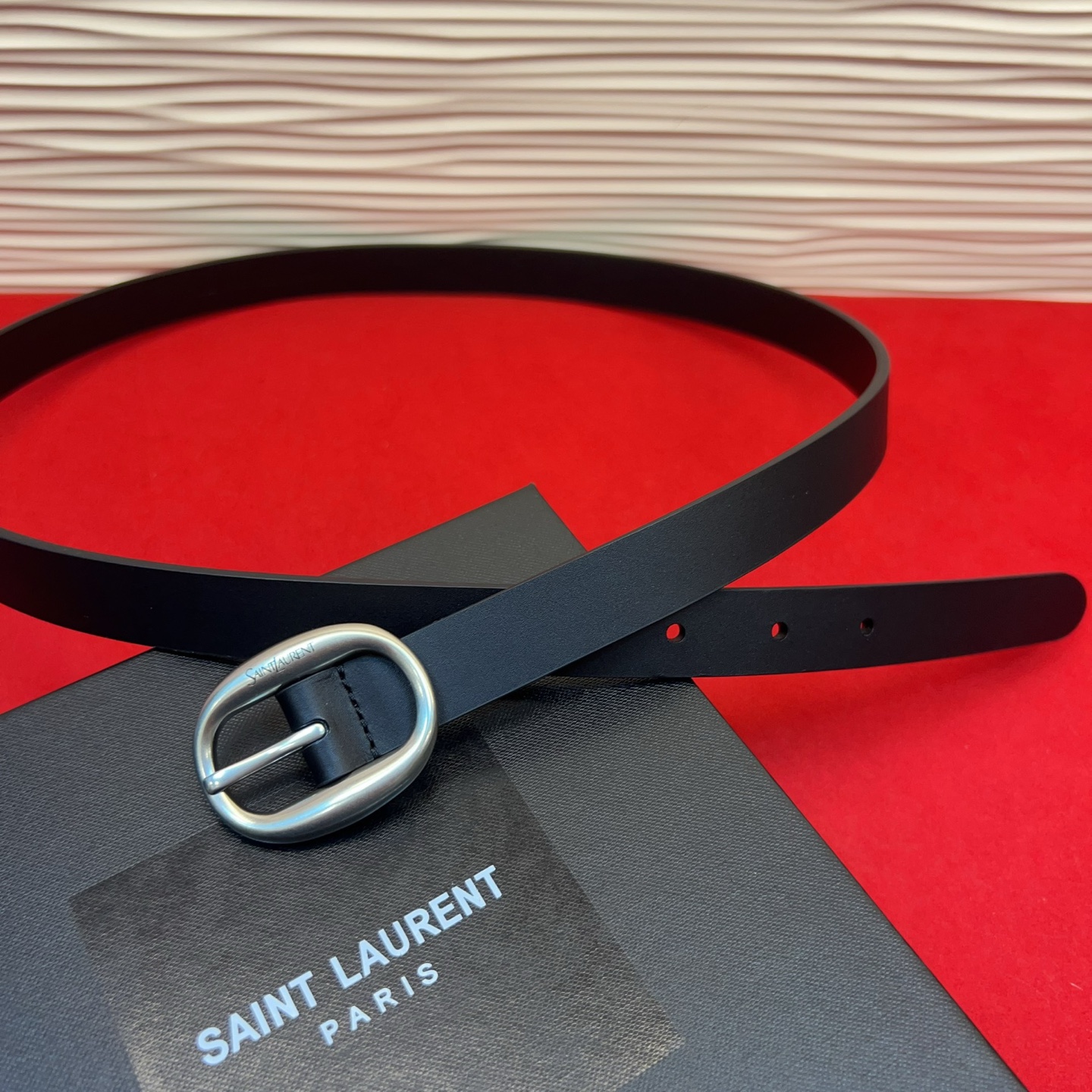 开春秀款Saint Laurent 女士腰带皮带 原厂真金电渡扣头，意大利原厂皮，宽2.0cm，代购级。