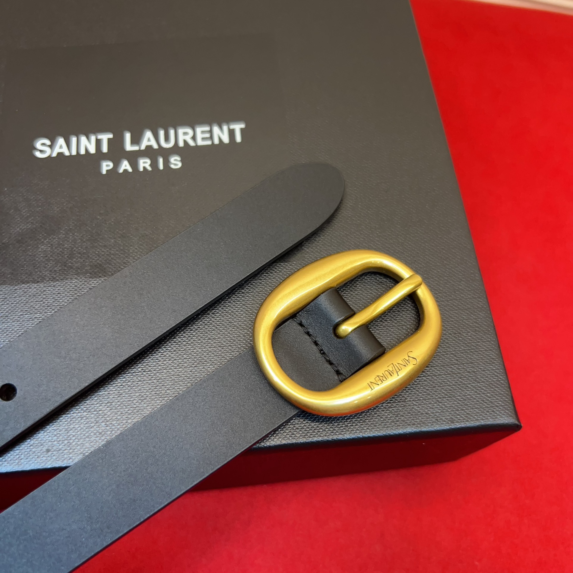 开春秀款Saint Laurent 女士腰带皮带 原厂真金电渡扣头，意大利原厂皮，宽2.0cm，代购级。