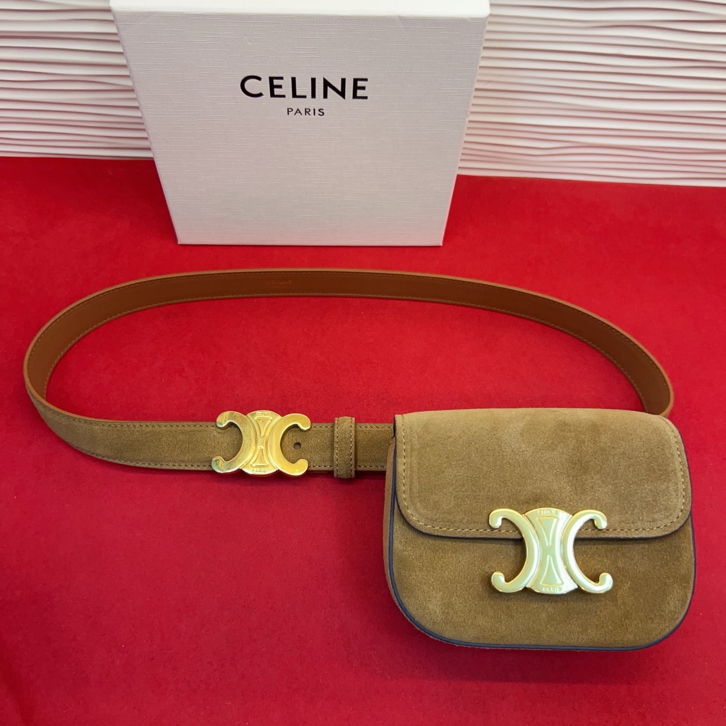 celine迷你腰带包 赛琳凯旋门 mini腰包 正品复刻,原单品质,细节完美😍 日常出行怎么搭都好看 氛围感满满的一款 celine迷你腰带包 赛琳凯旋门 mini腰包 正品复刻,原单品质,细节完美😍 日常出行怎么搭都好看 氛围感满满的一款