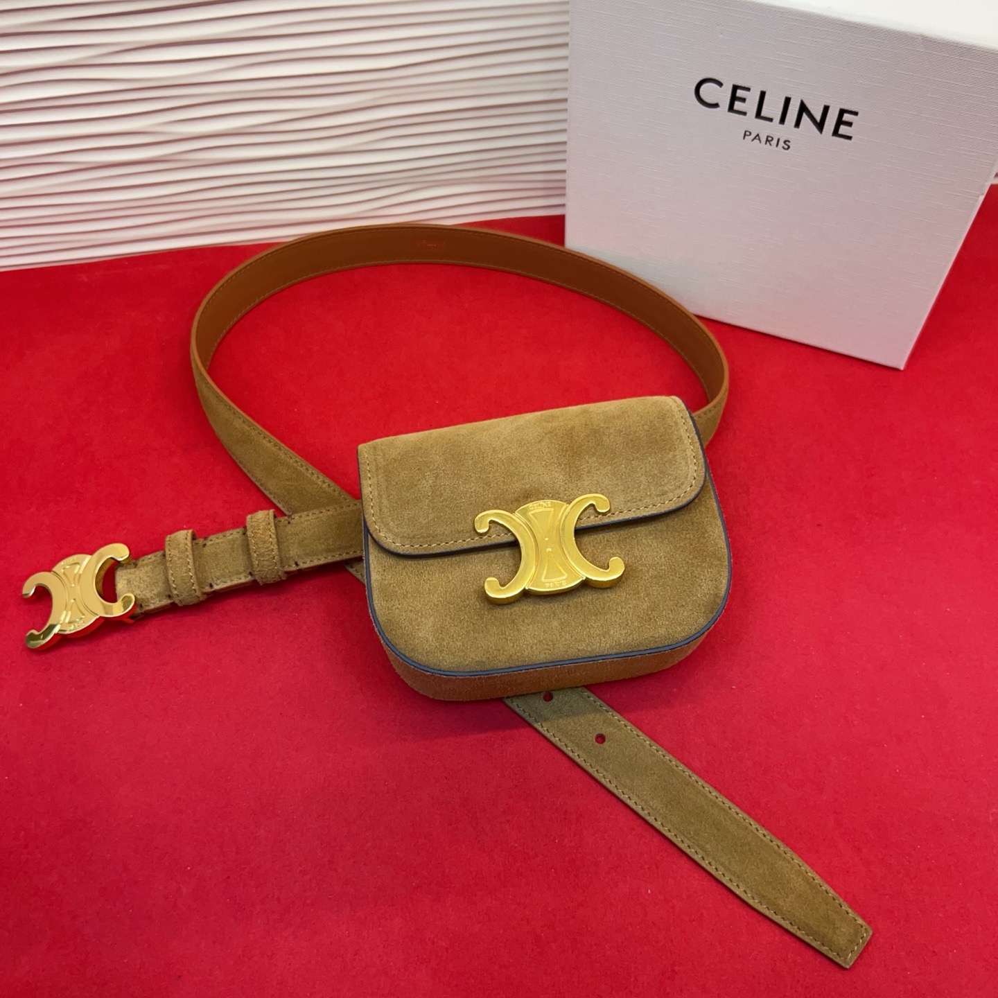 celine迷你腰带包 赛琳凯旋门 mini腰包 正品复刻,原单品质,细节完美😍 日常出行怎么搭都好看 氛围感满满的一款 celine迷你腰带包 赛琳凯旋门 mini腰包 正品复刻,原单品质,细节完美😍 日常出行怎么搭都好看 氛围感满满的一款