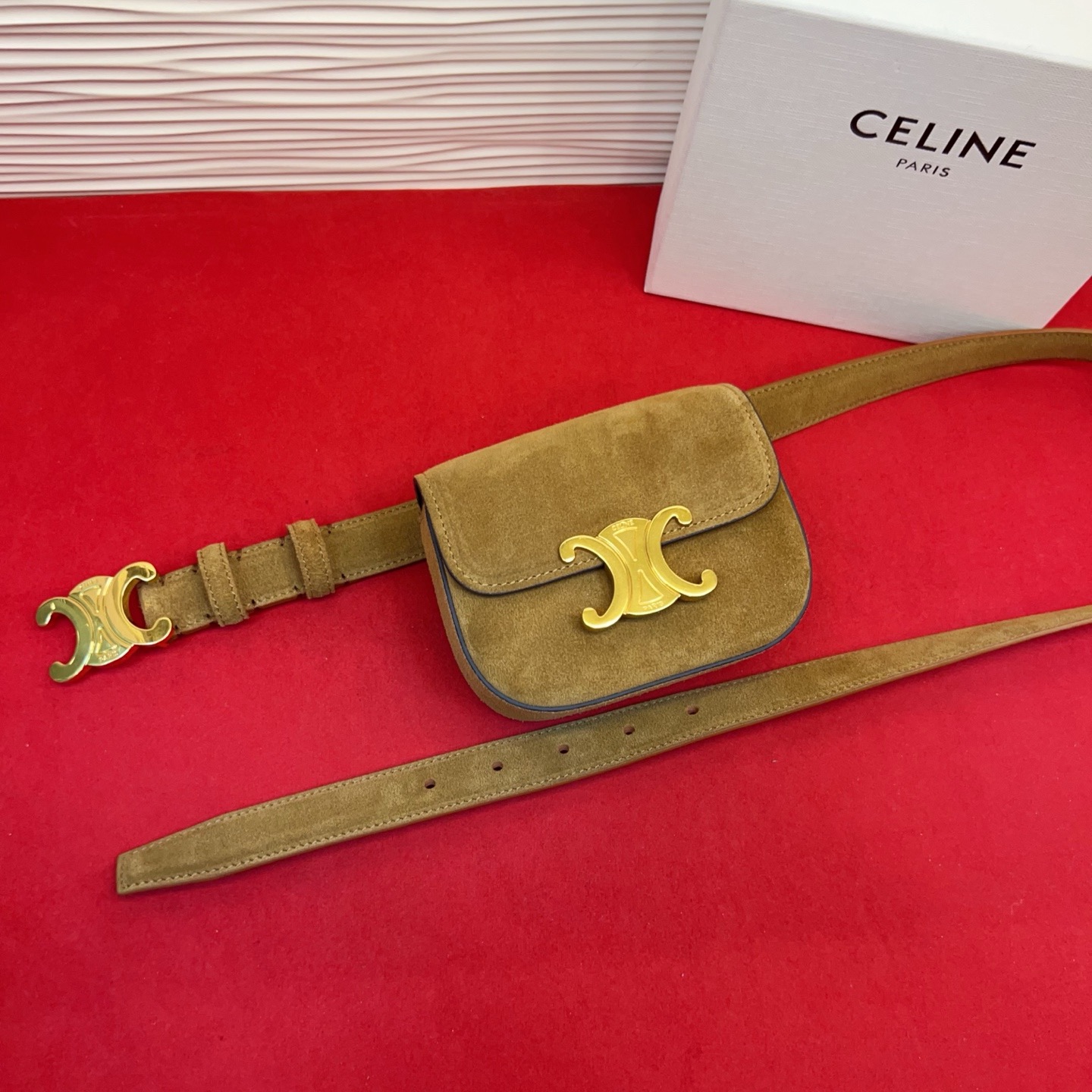 celine迷你腰带包 赛琳凯旋门 mini腰包 正品复刻,原单品质,细节完美😍 日常出行怎么搭都好看 氛围感满满的一款 celine迷你腰带包 赛琳凯旋门 mini腰包 正品复刻,原单品质,细节完美😍 日常出行怎么搭都好看 氛围感满满的一款